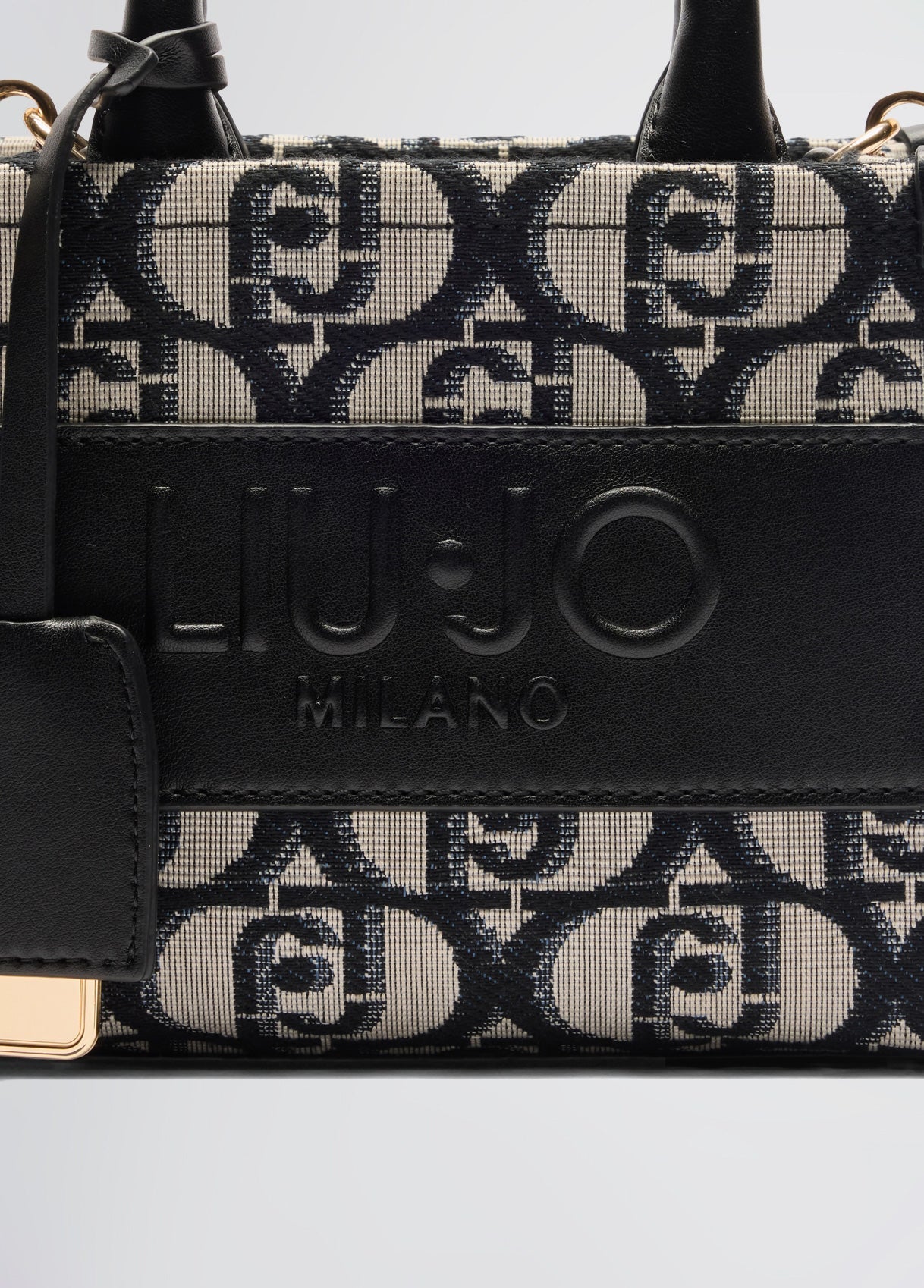 AA5102T334222222T.U.-black