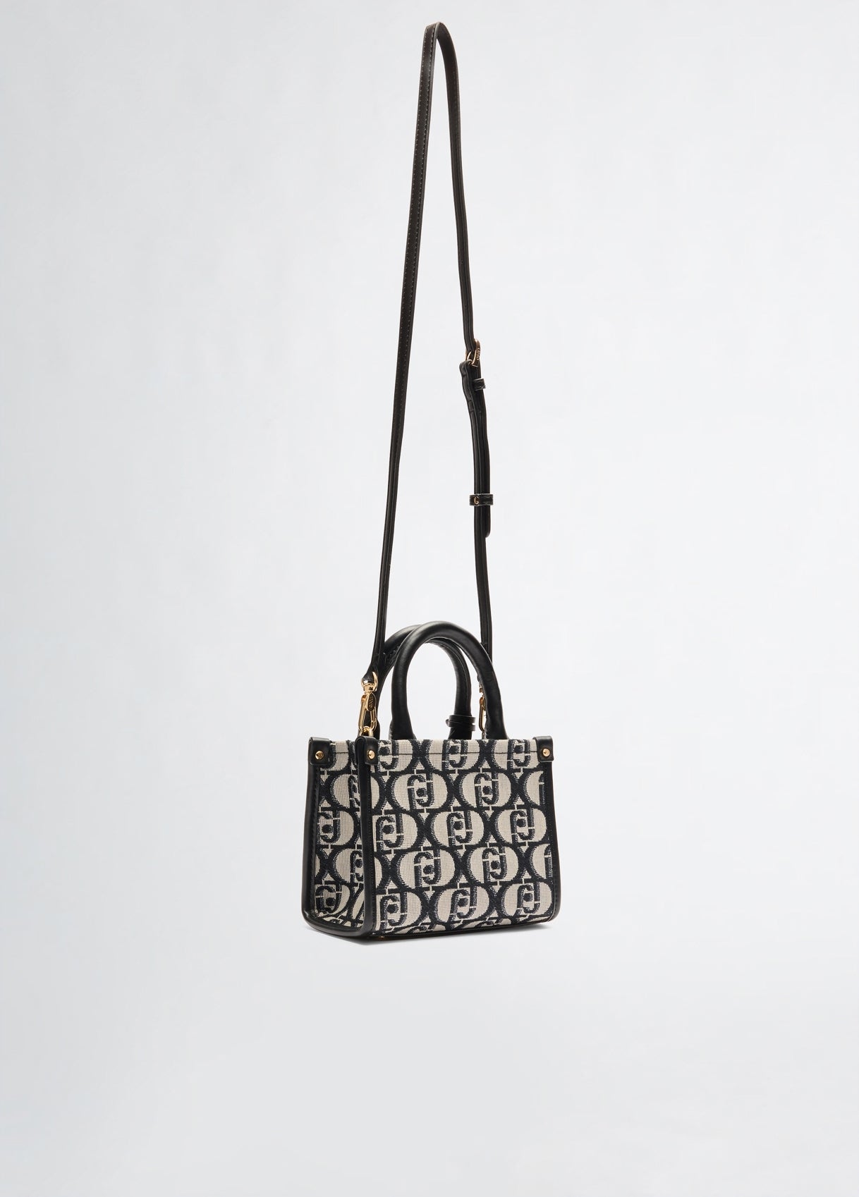 AA5102T334222222T.U.-black