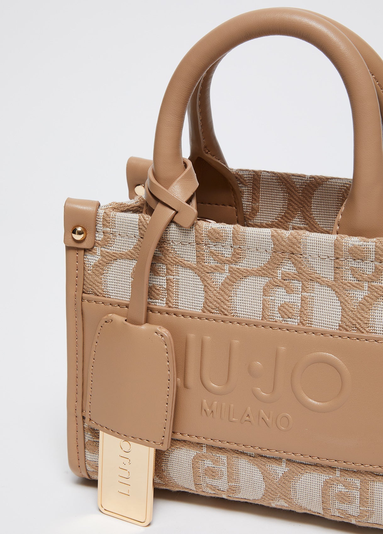 AA5102T334260924T.U.-light beige