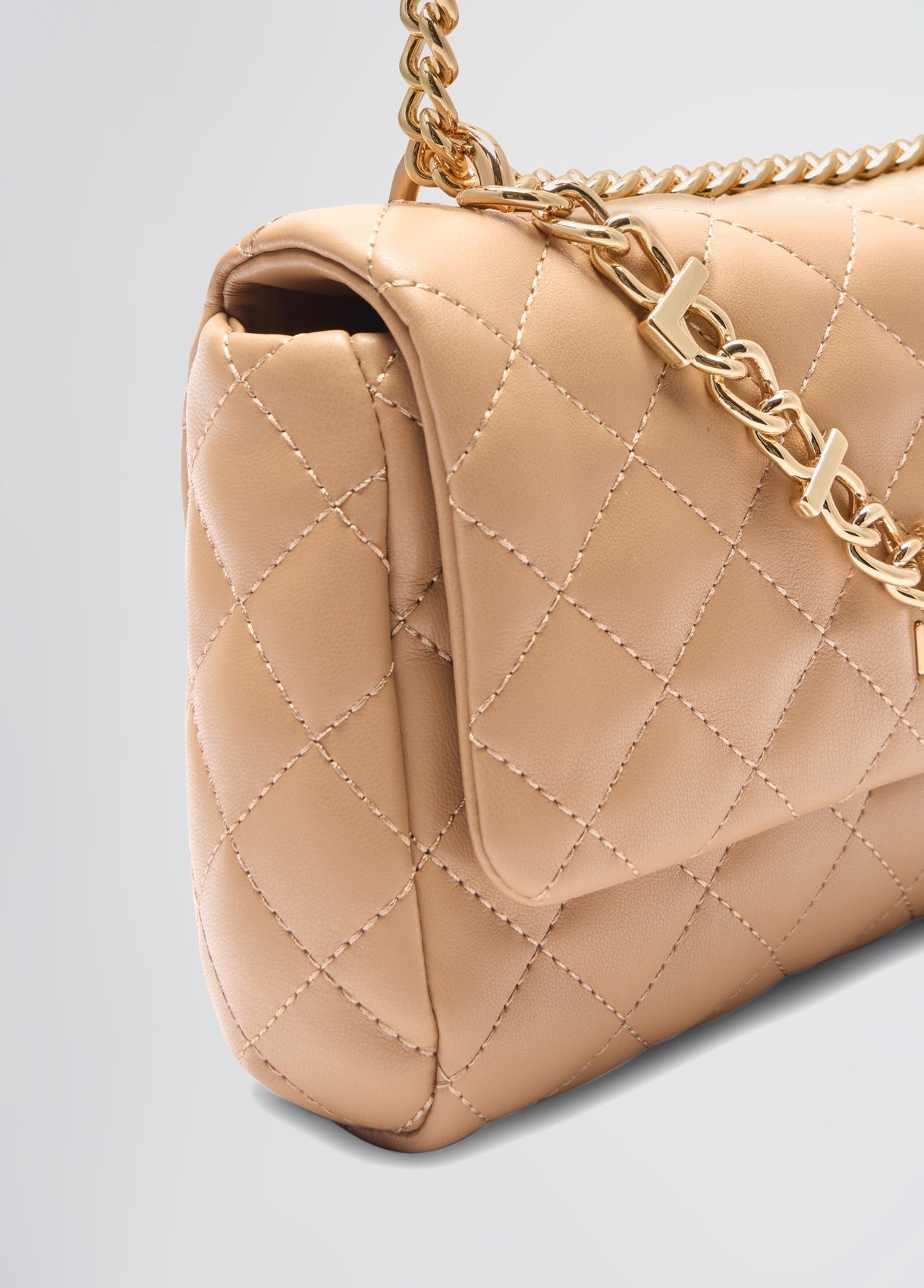 AA5127E001500070T.U.-camel