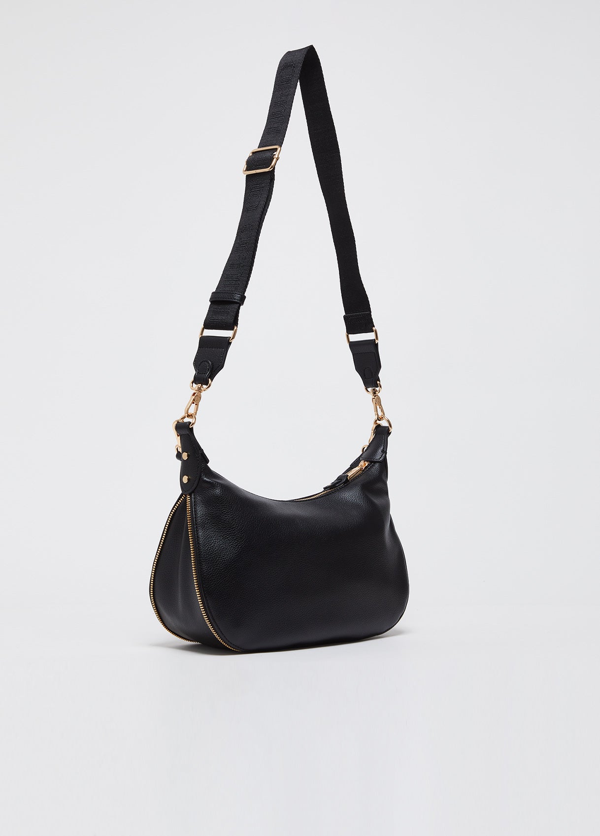 AA5133E005422222T.U.-black