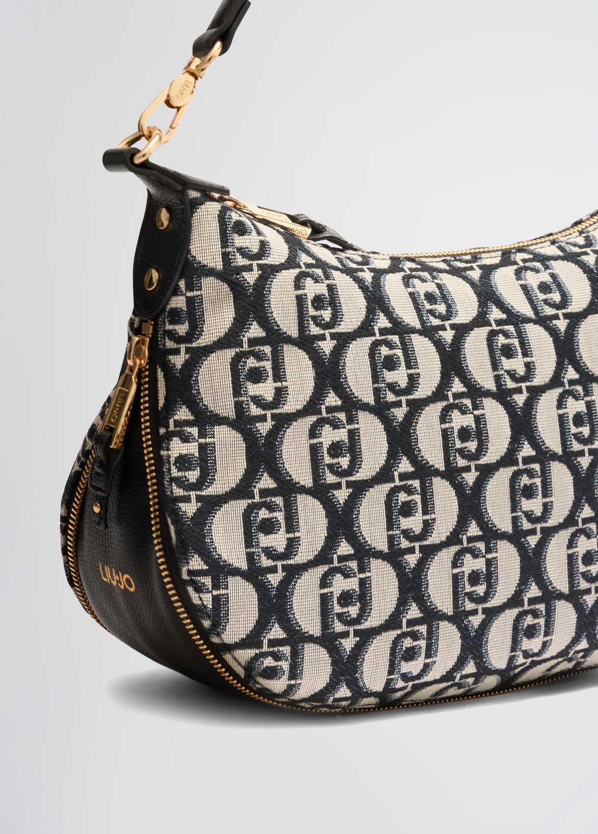 AA5133T334222222T.U.-black