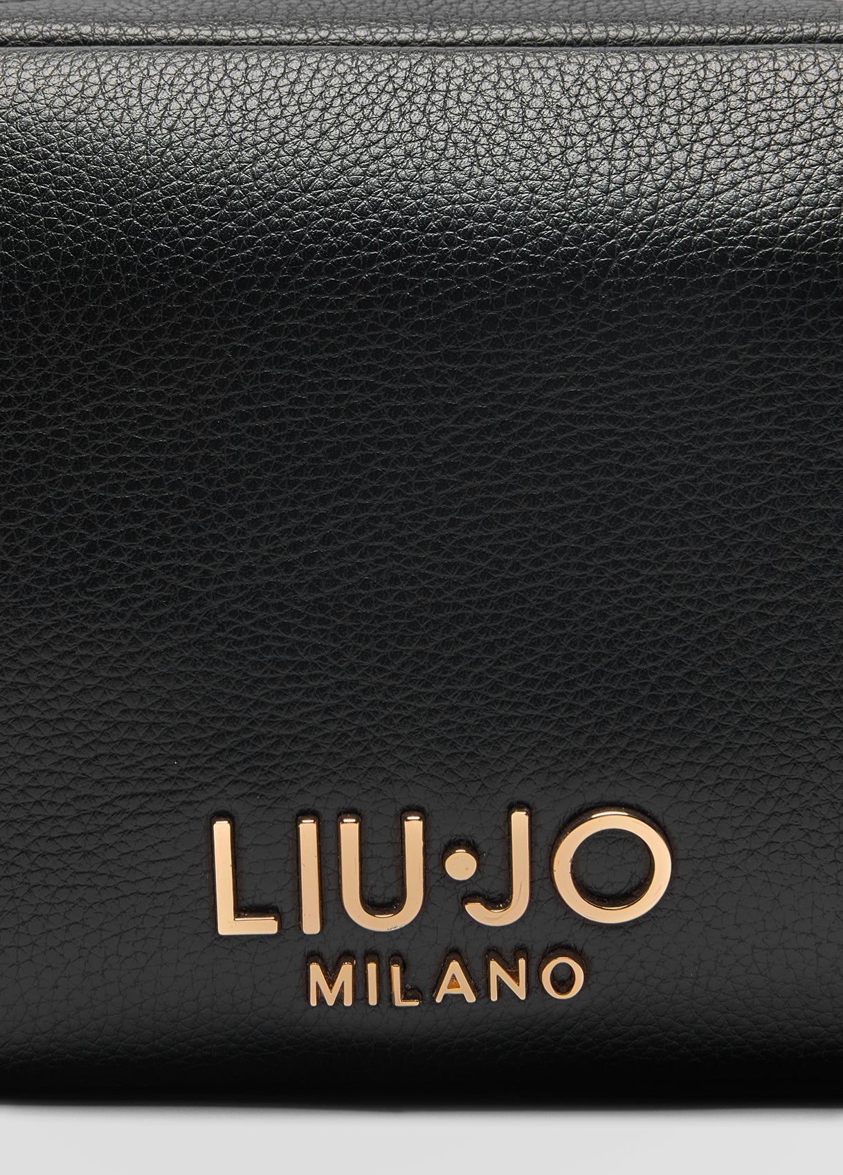 AA5137E003322222T.U.-black