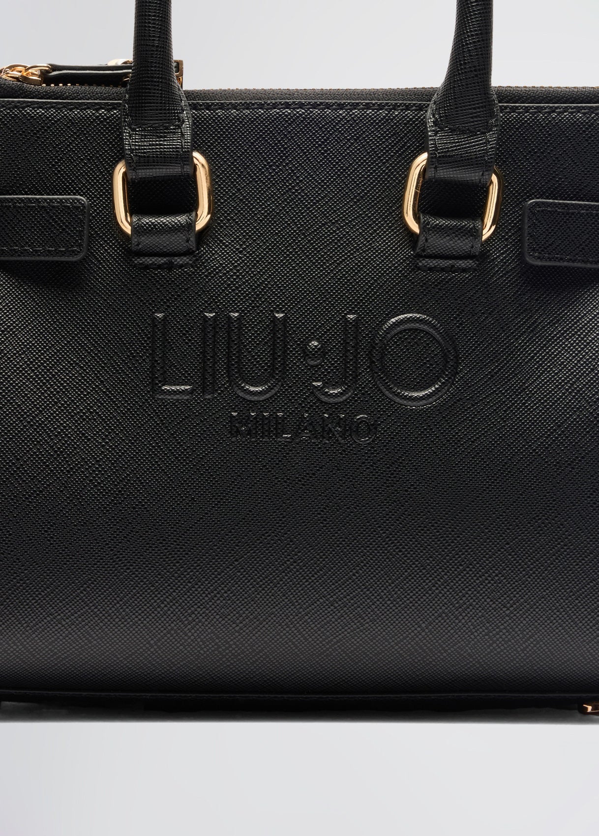 AA5150E008722222T.U.-black