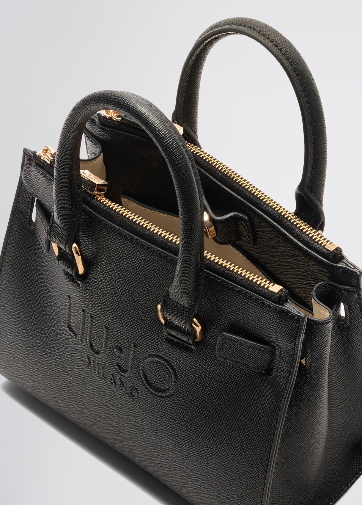 AA5150E008722222T.U.-black