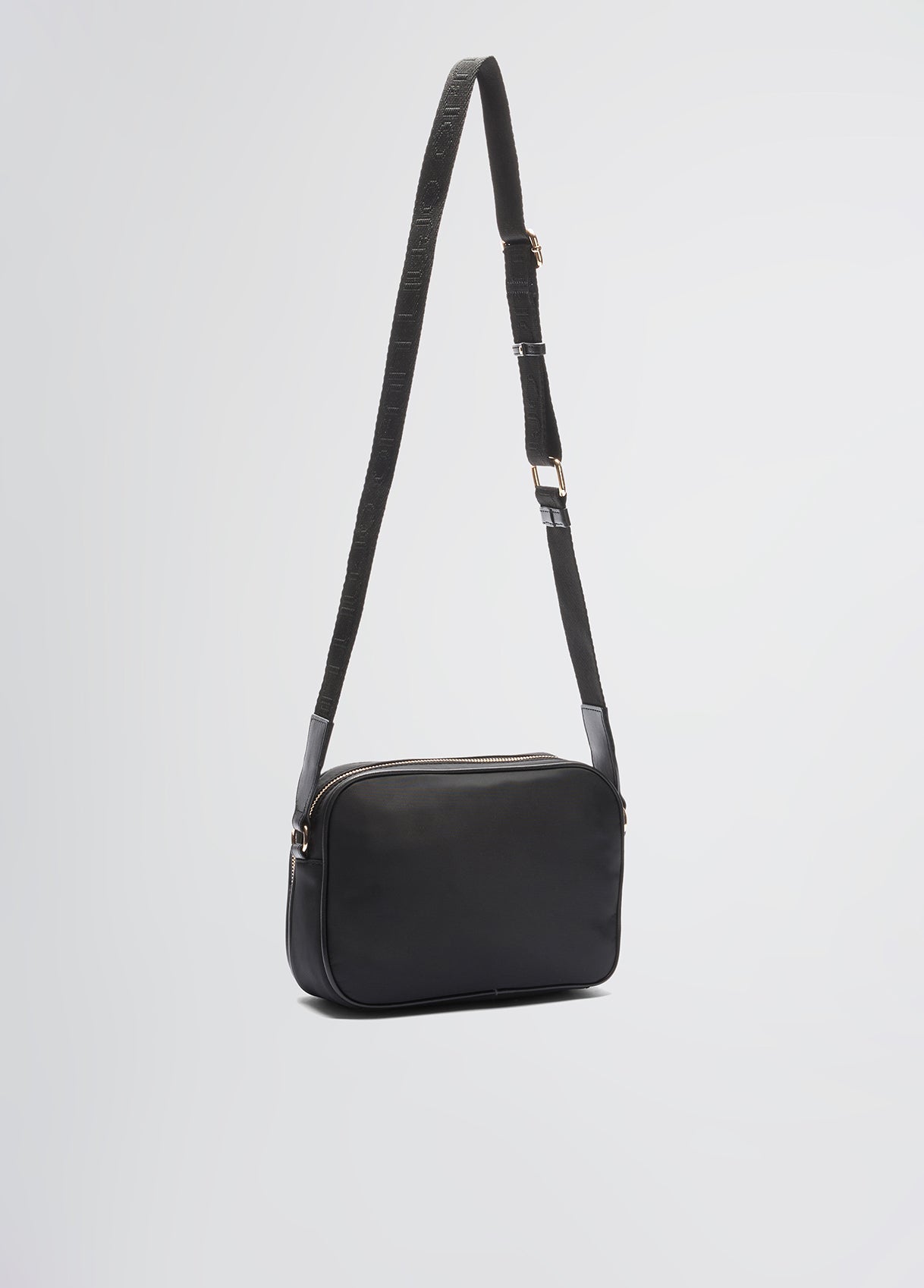 AA5176T455922222T.U.-black