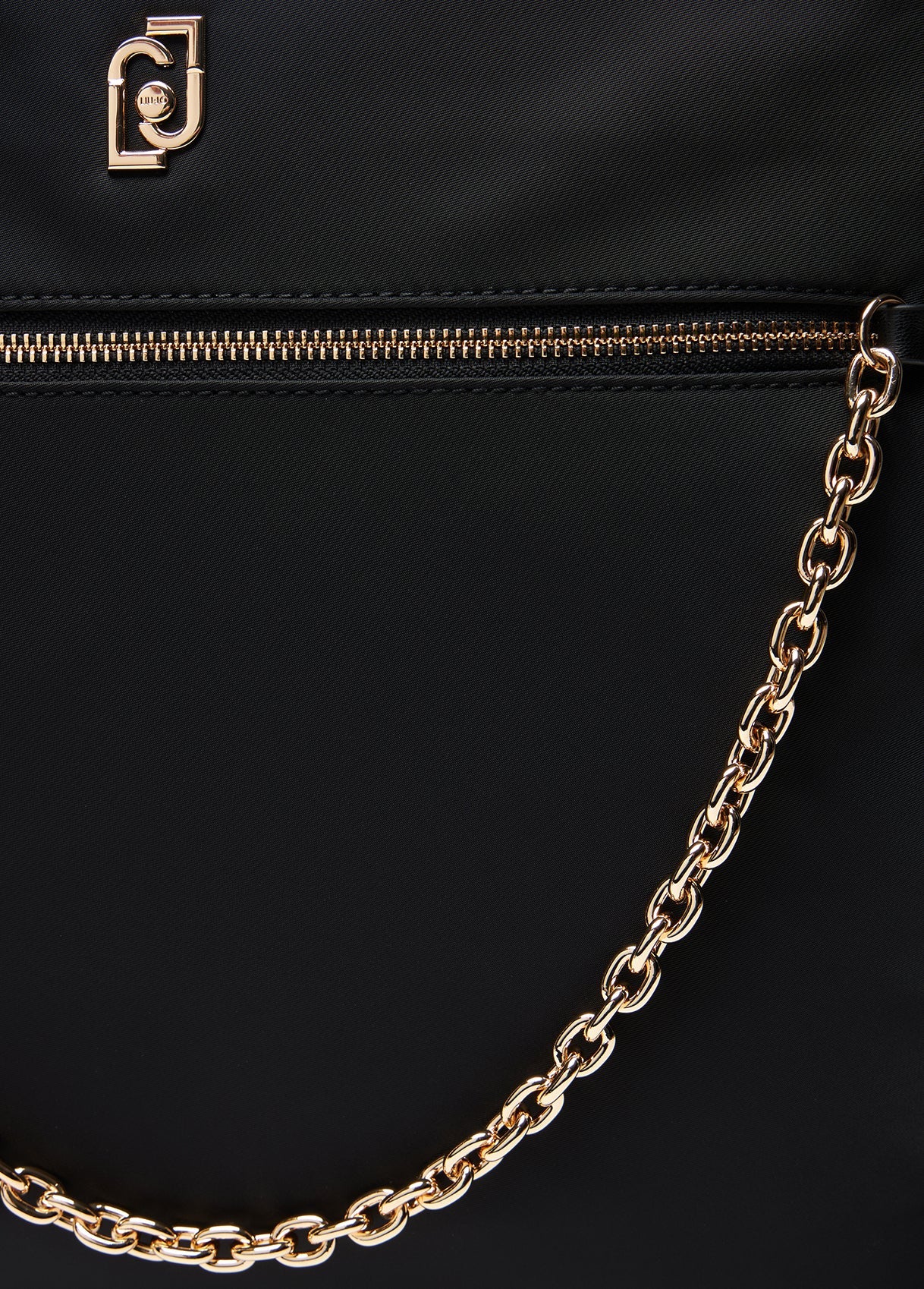 AA5181T455922222T.U.-black