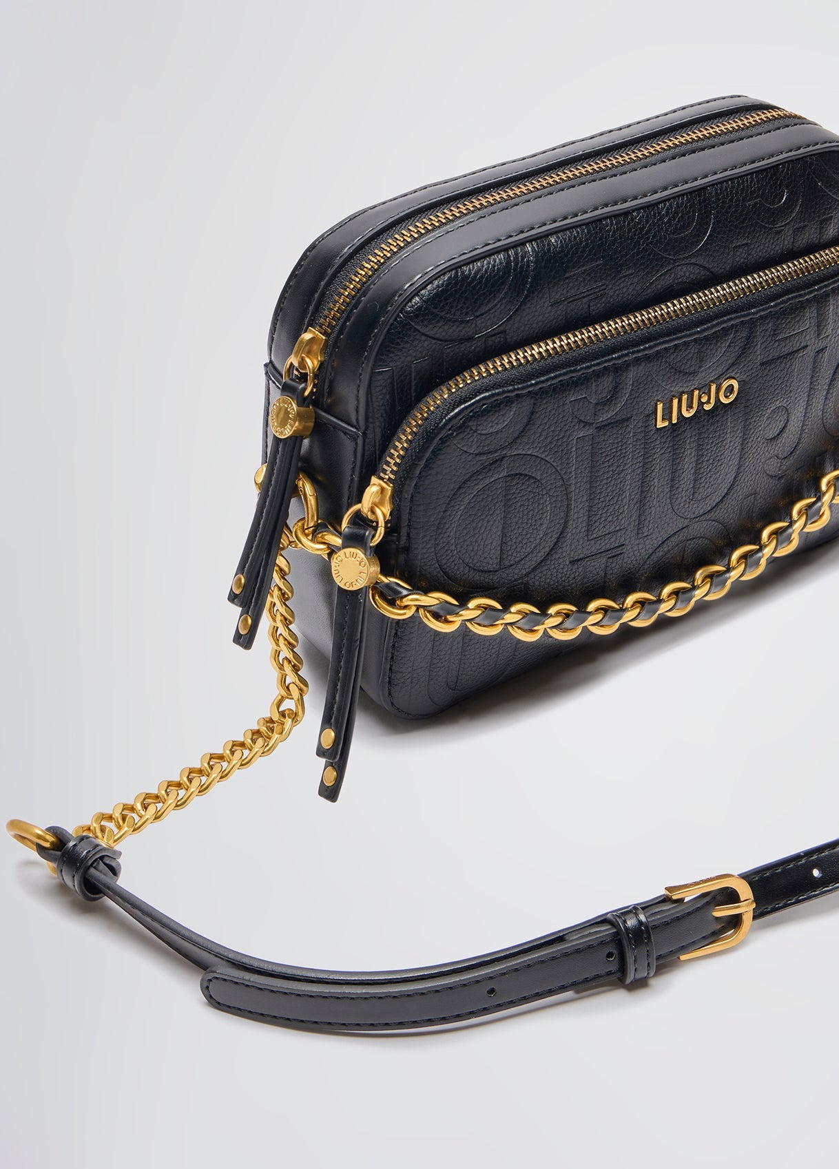 AA5198E053822222T.U.-black