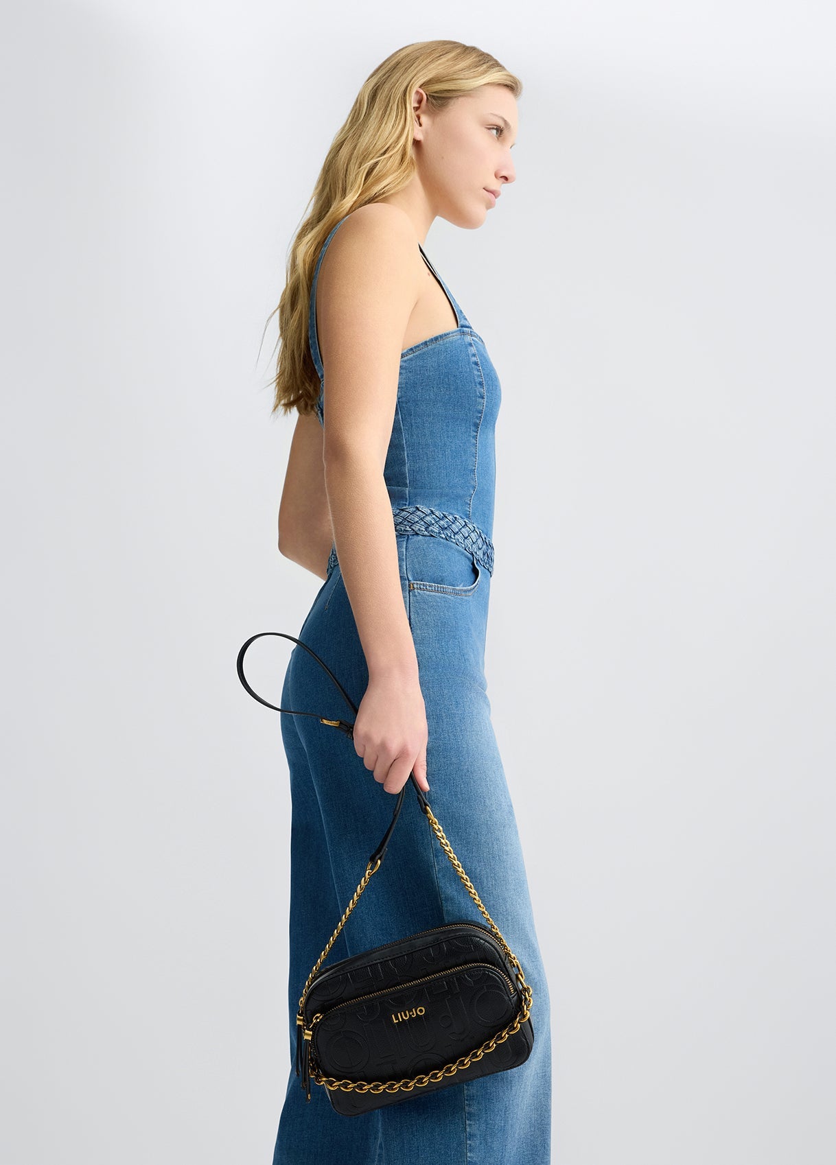 AA5198E053822222T.U.-black