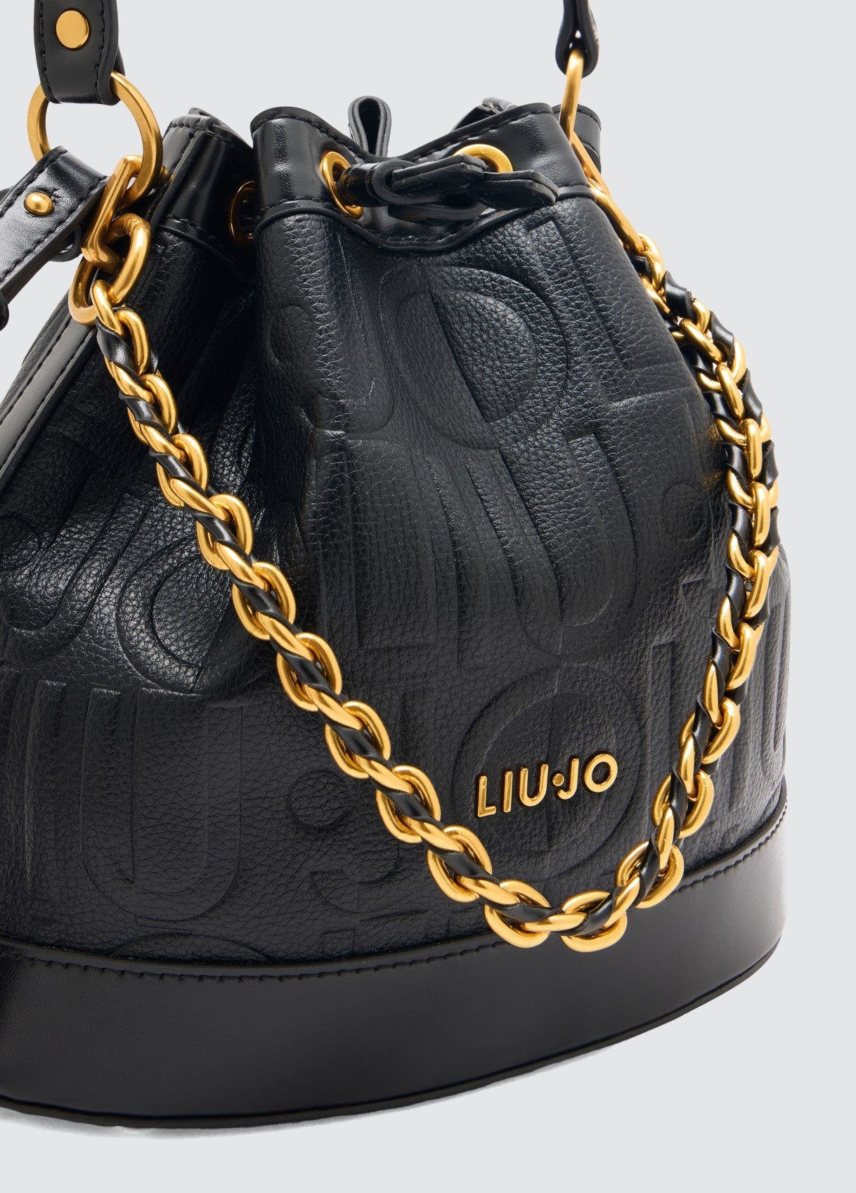 AA5200E053822222T.U.-black