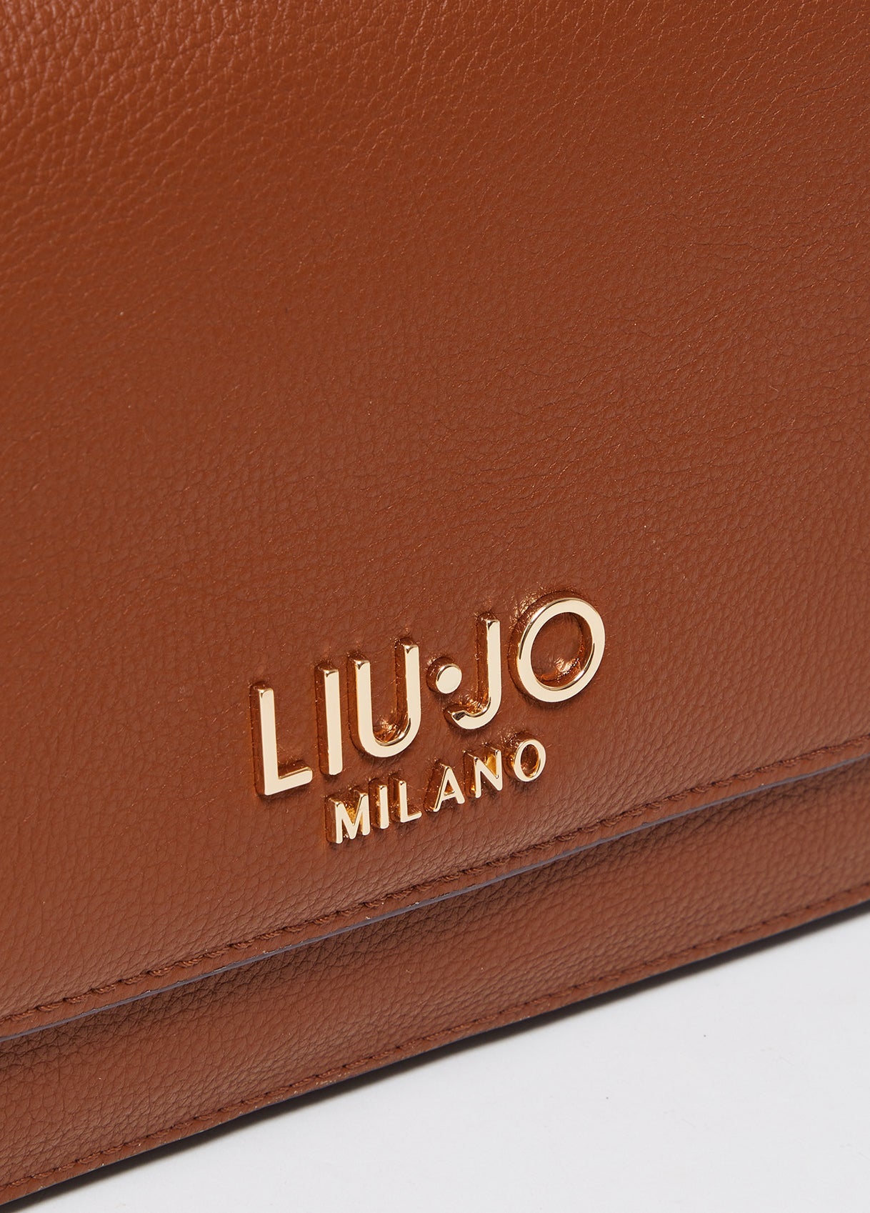 AA5221E0033X0282T.U.-brown