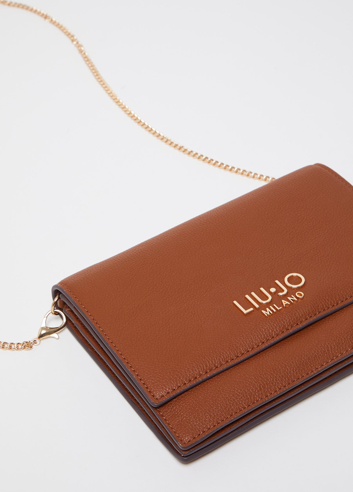 AA5221E0033X0282T.U.-brown