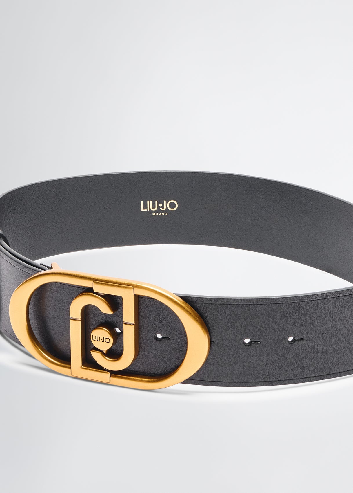 AA5243P030922222S-black