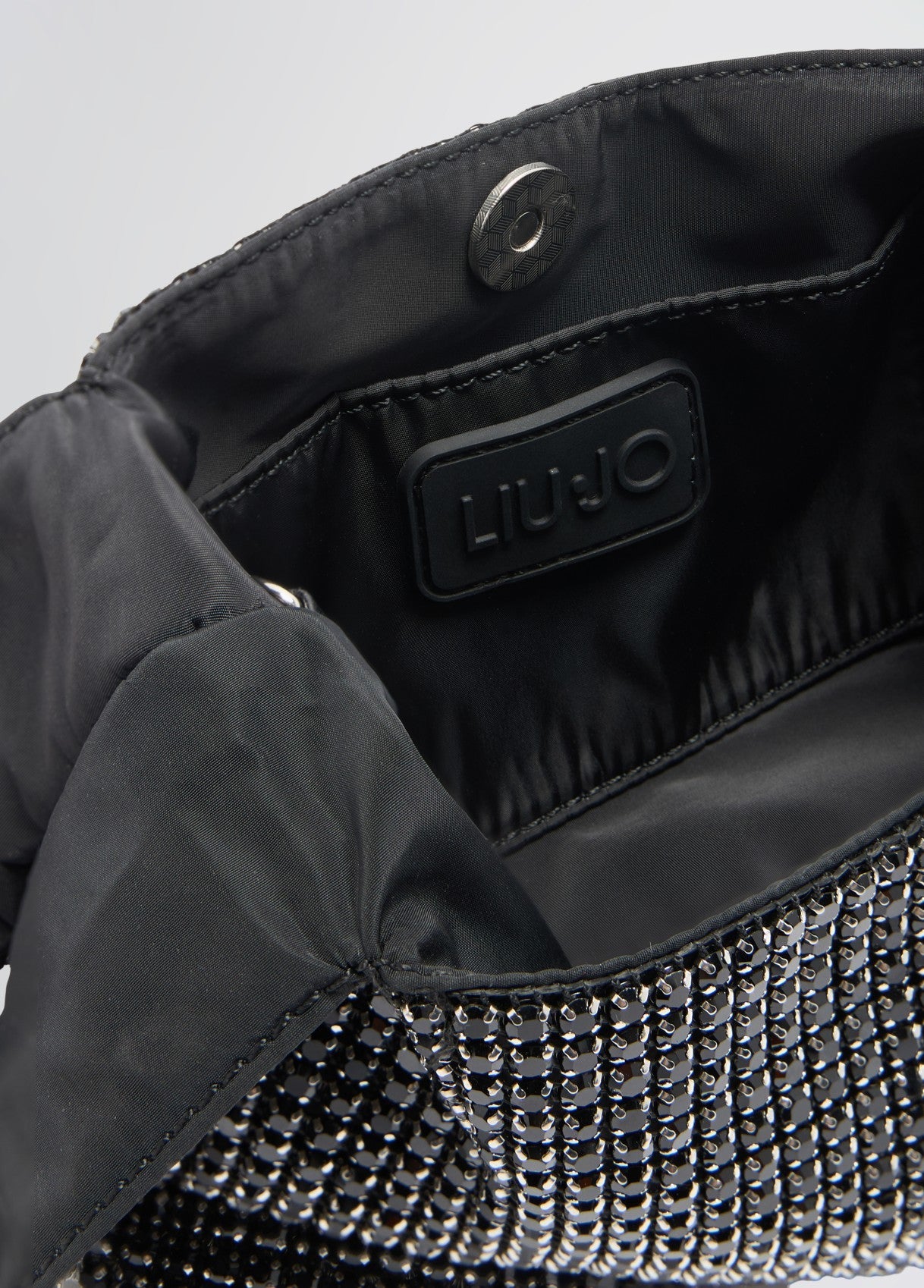 AA5245J4594A6613T.U.-black