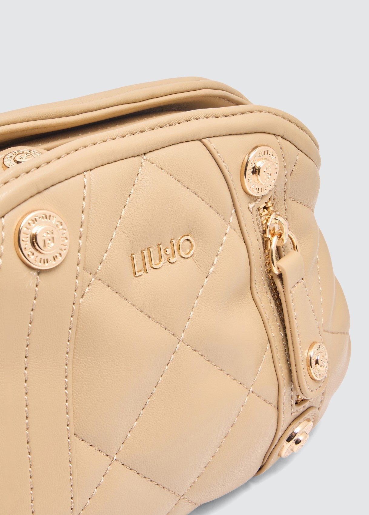 AA5257E001500070T.U.-camel