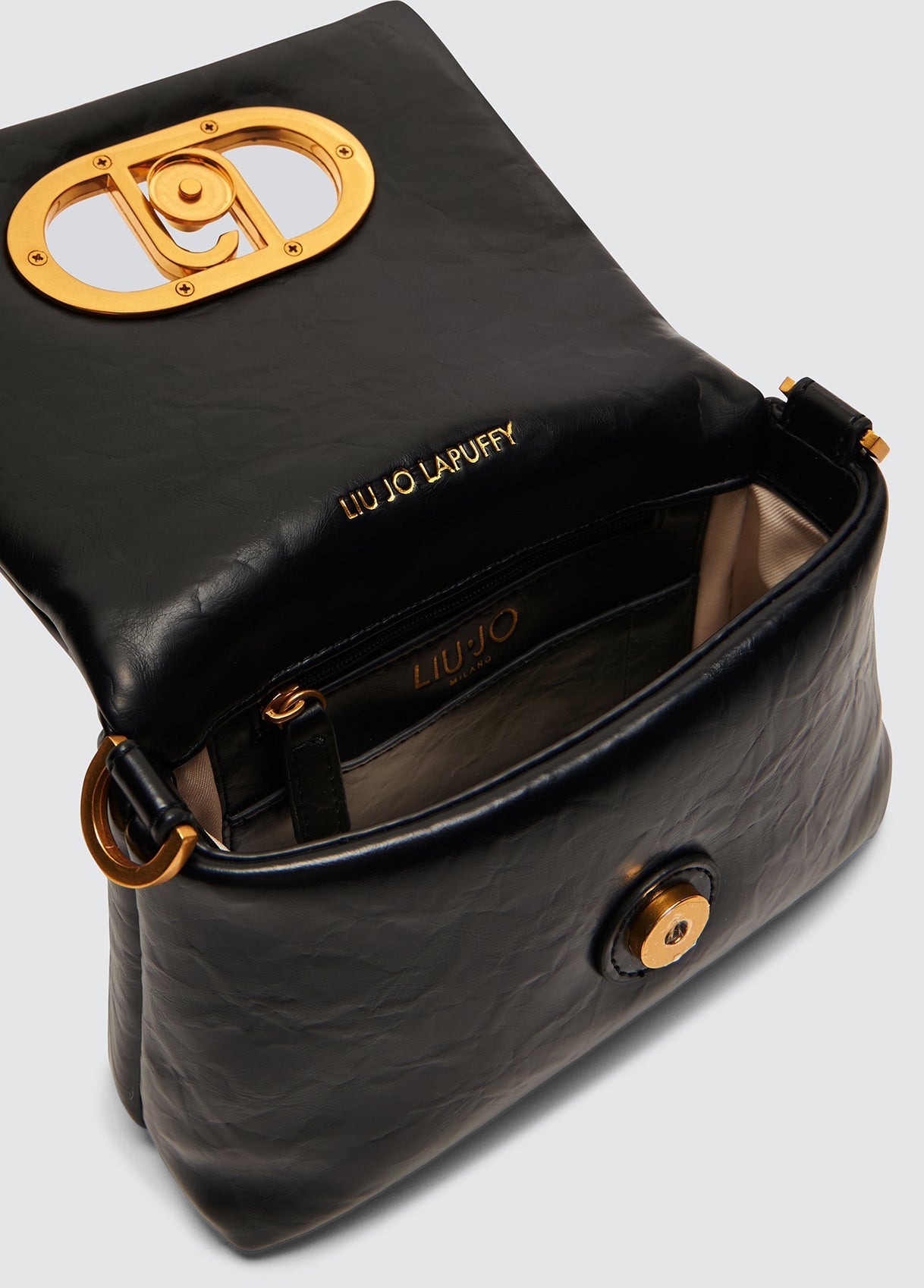 AA5269E088622222T.U.-black