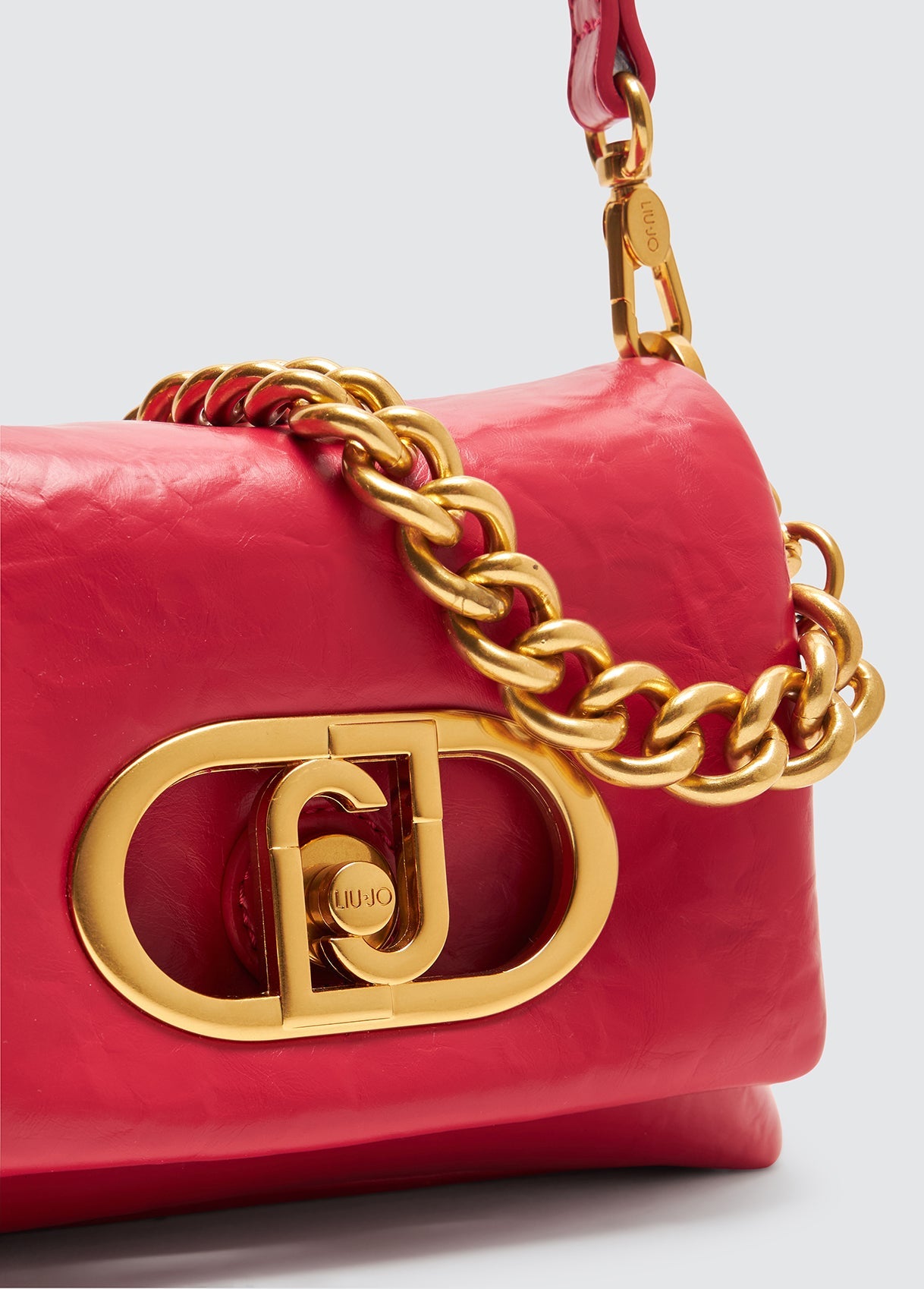 AA5269E0886X0644T.U.-red