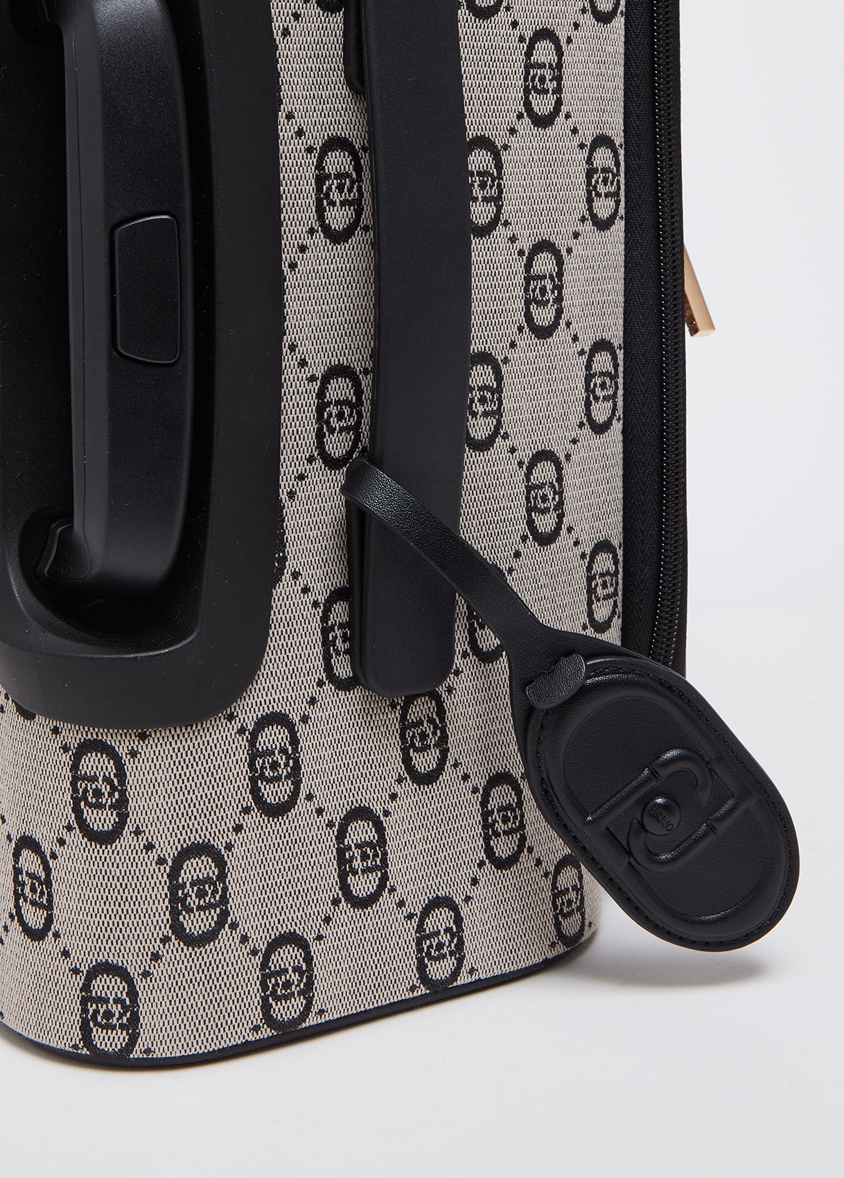 AA5315T384622222T.U.-black