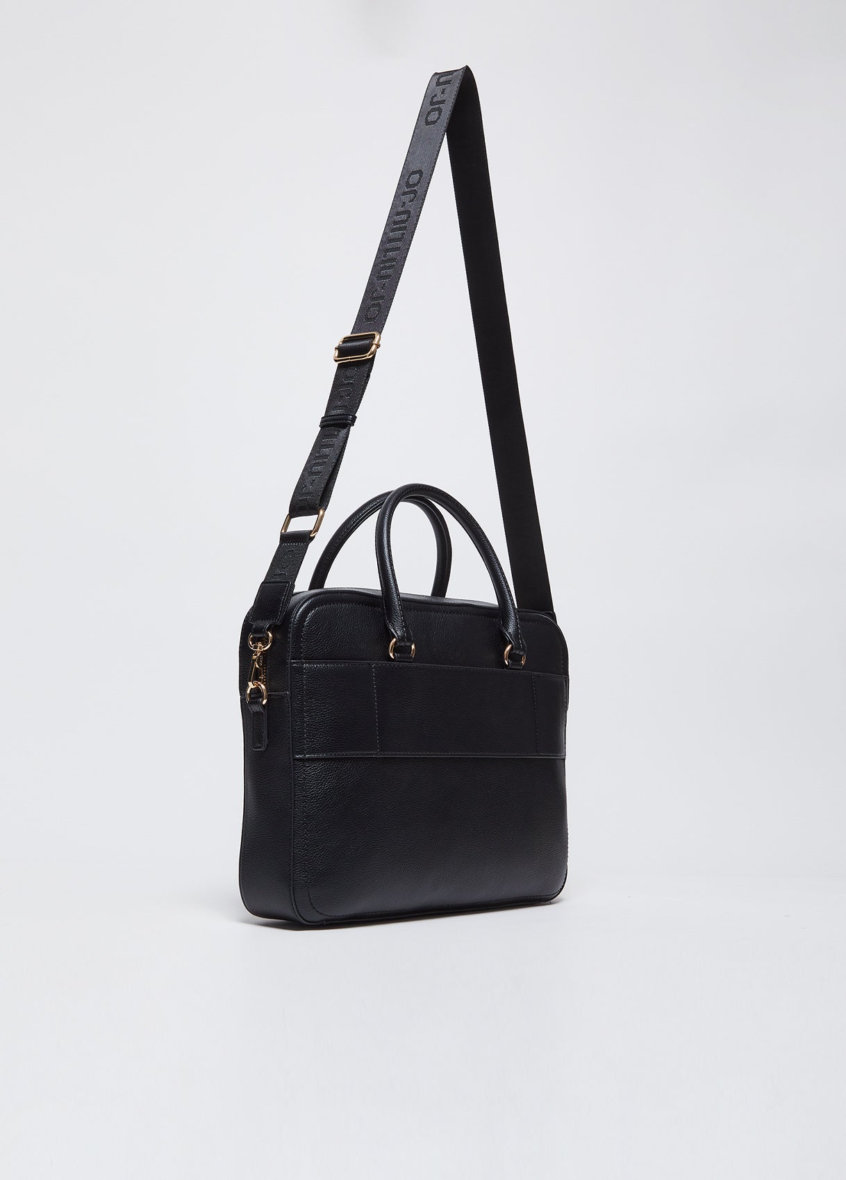 AA5320E005822222T.U.-black