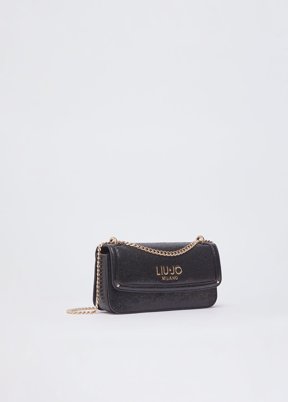 AA6073E112322222T.U.-black