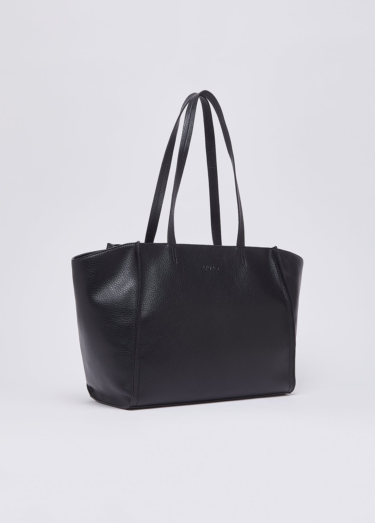 AA6080E110922222T.U.-black