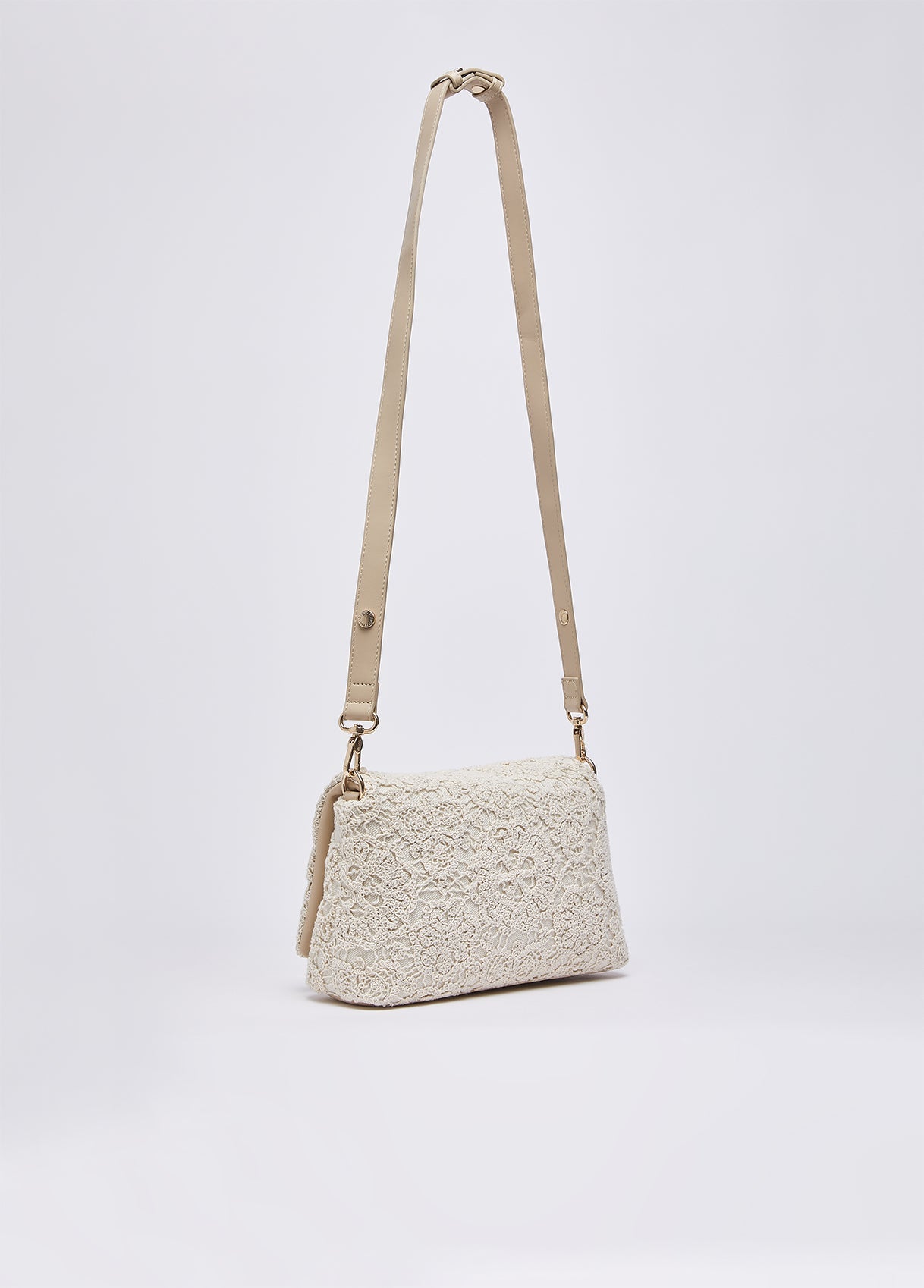 AA6148J3865X0459T.U.-cream