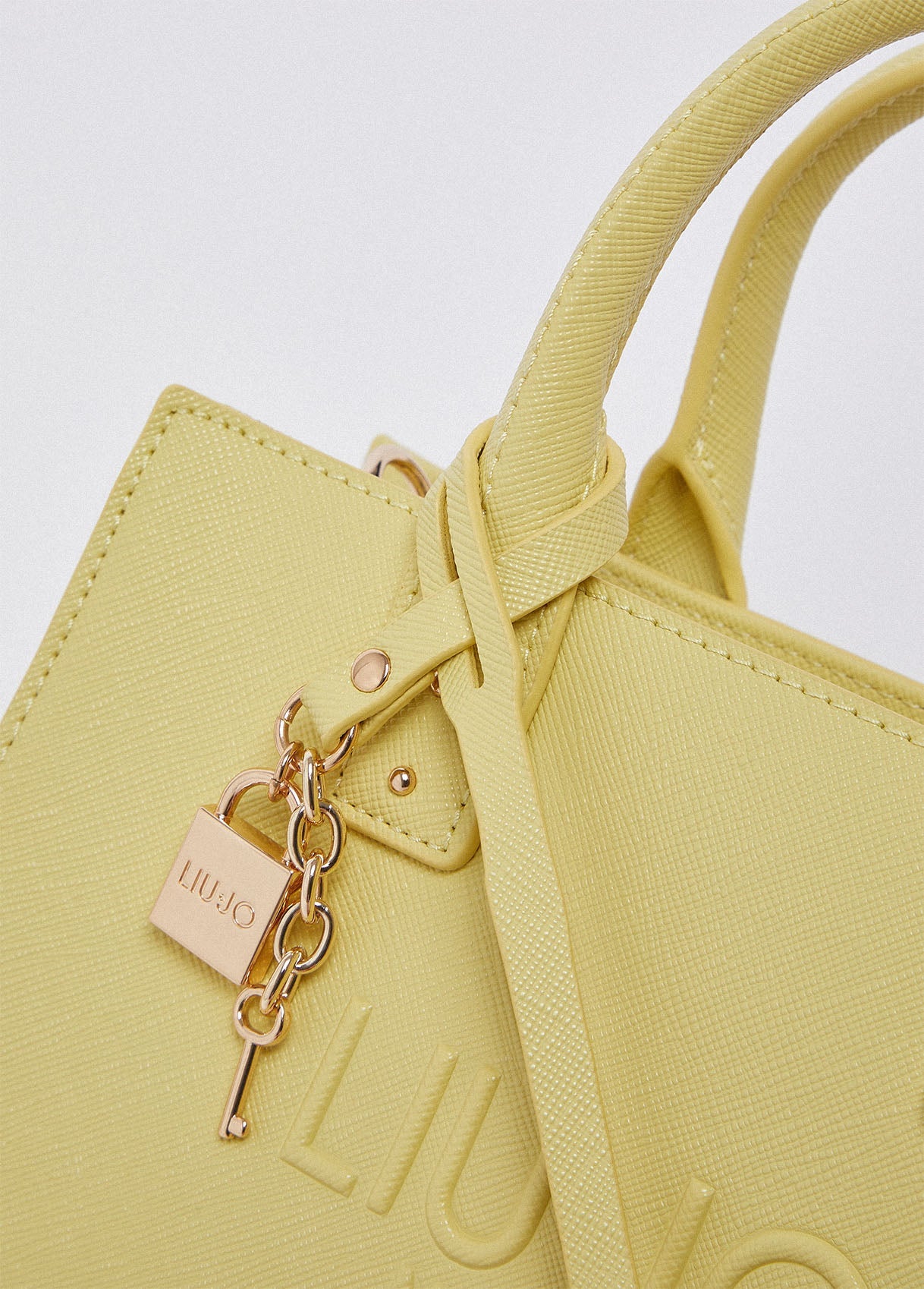 AA6150ES02940636T.U.-yellow