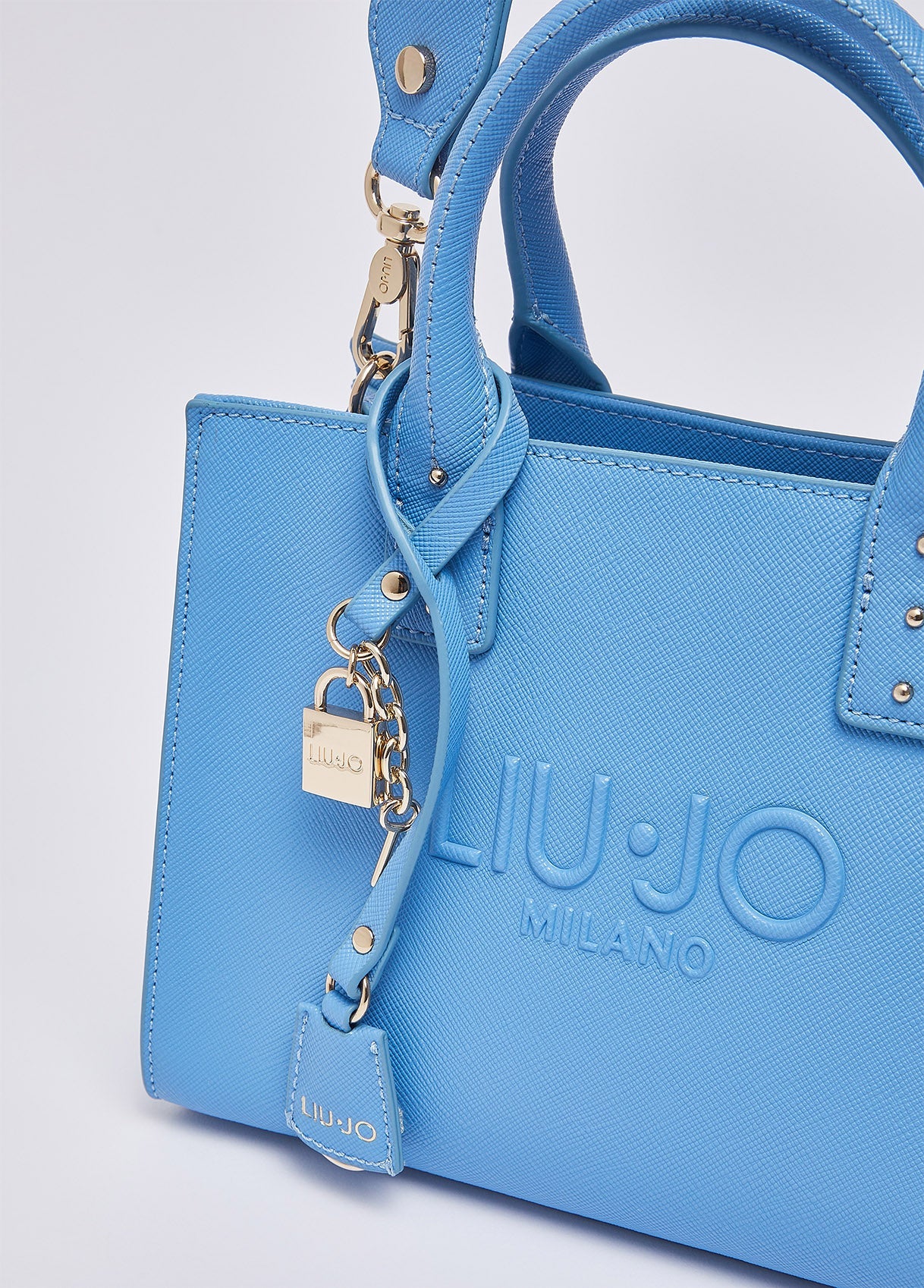 AA6150ES02974139T.U.-light blue