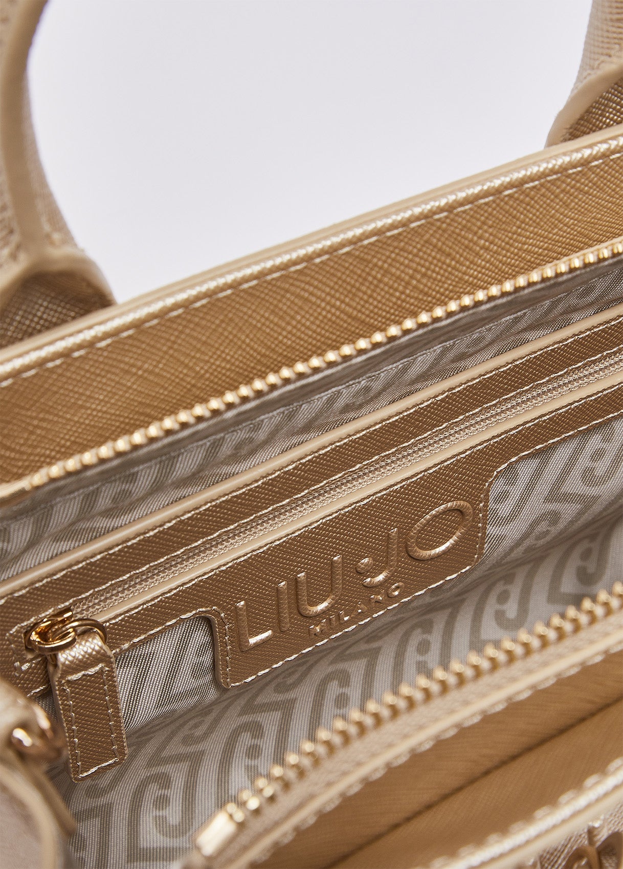 AA6150ES02990048T.U.-light gold