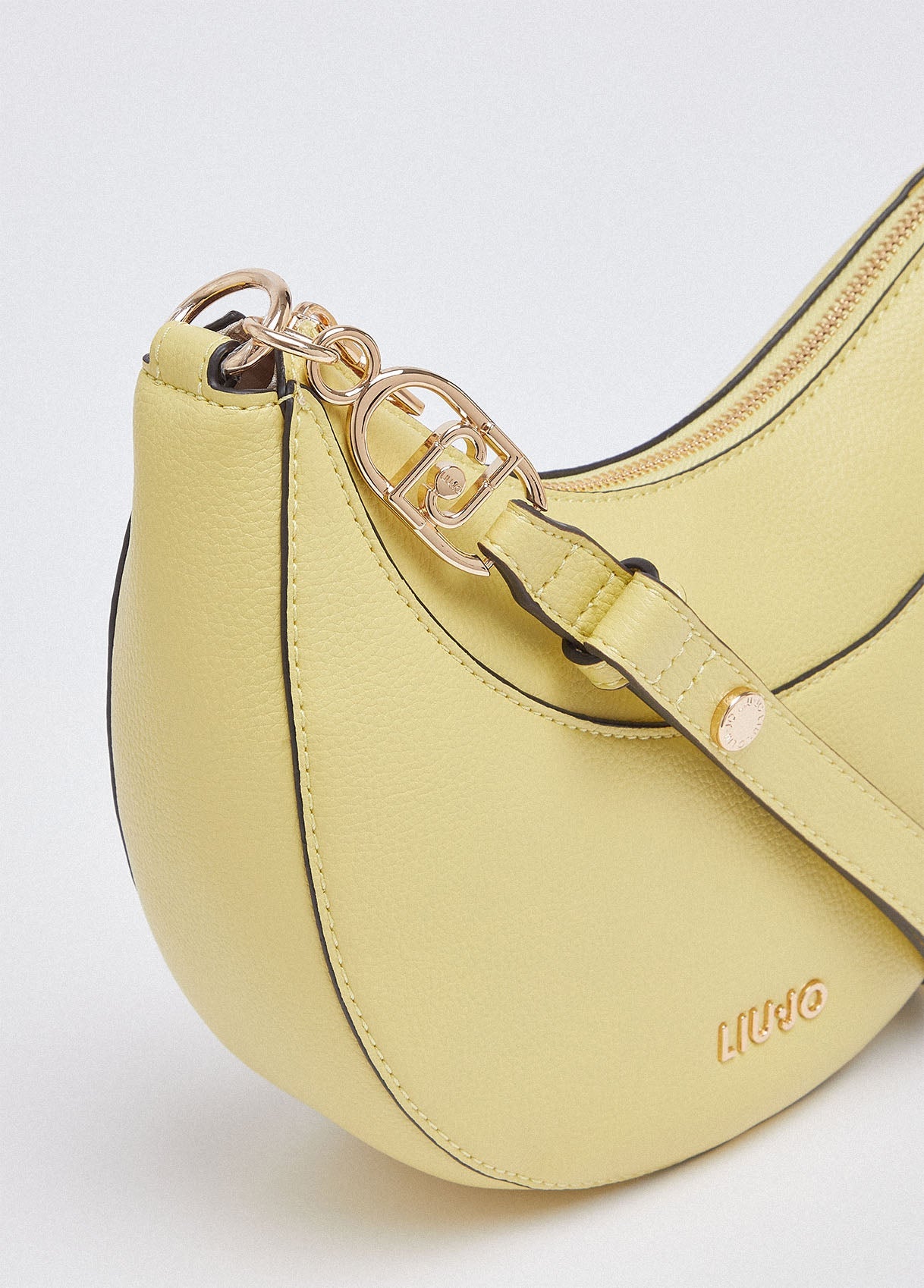 AA6186E101240636T.U.-yellow