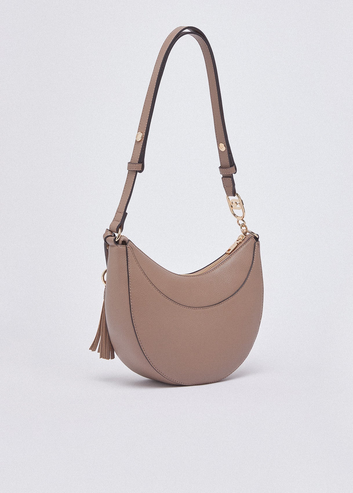 AA6186E101271409T.U.-mocha