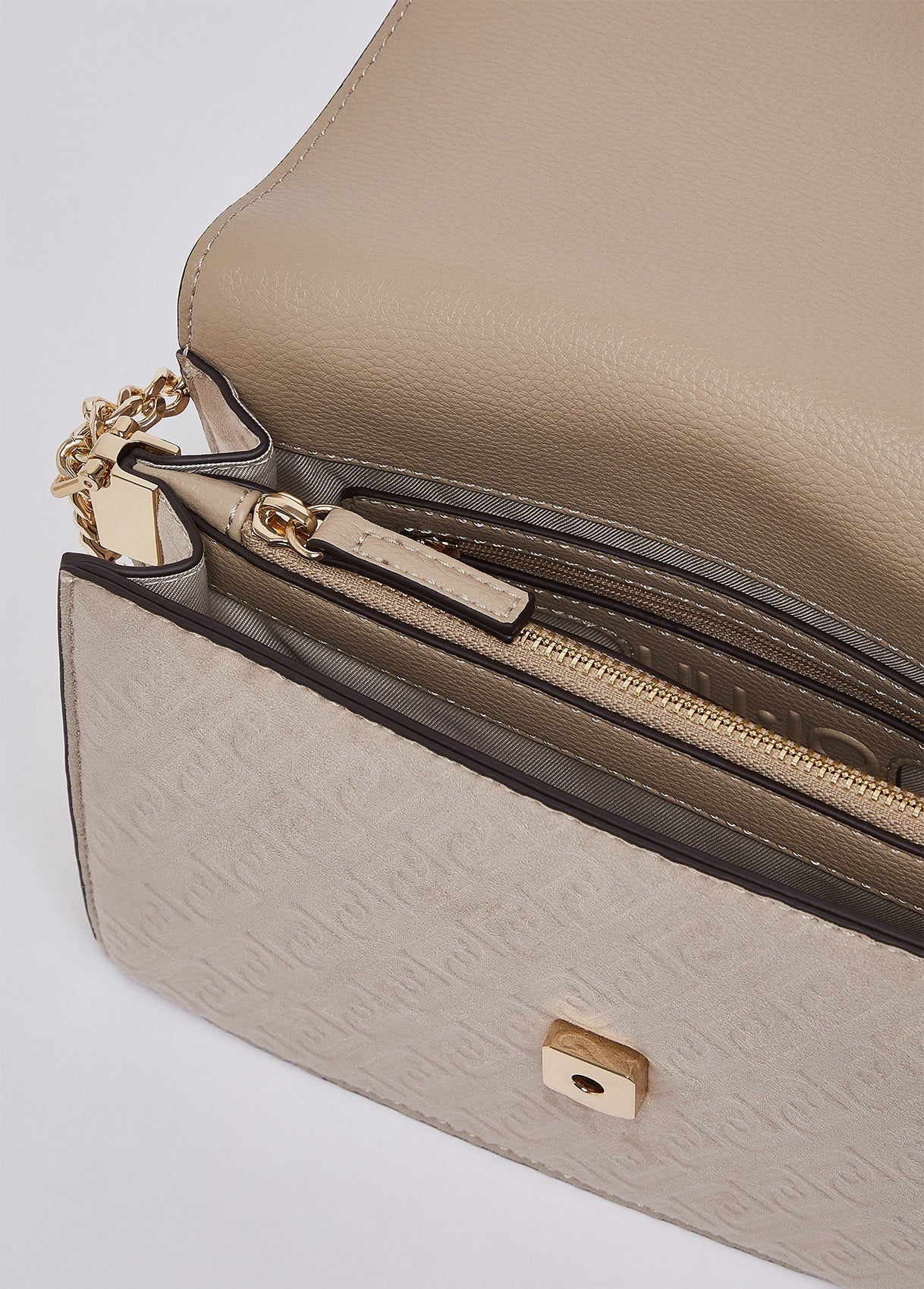 AA6210T384A51308T.U.-beige