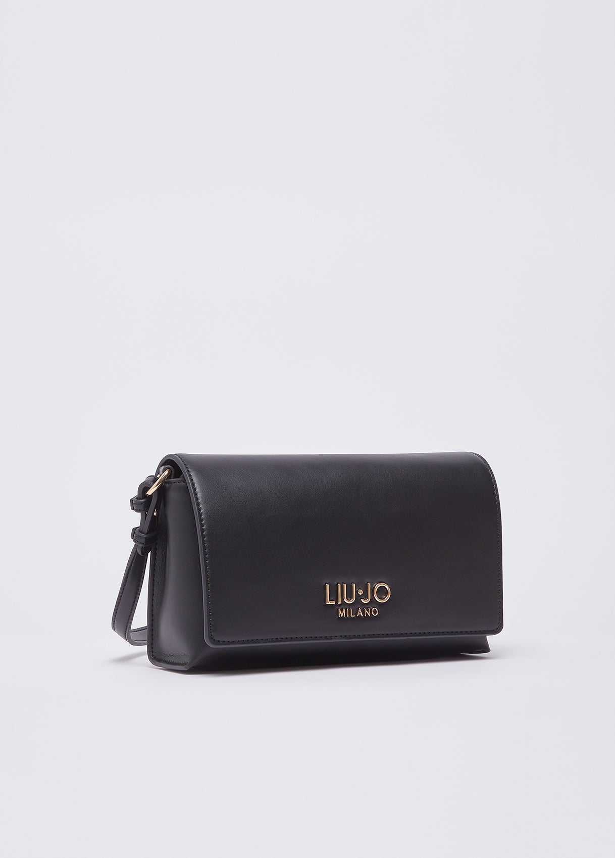 AA6224E095822222T.U.-black