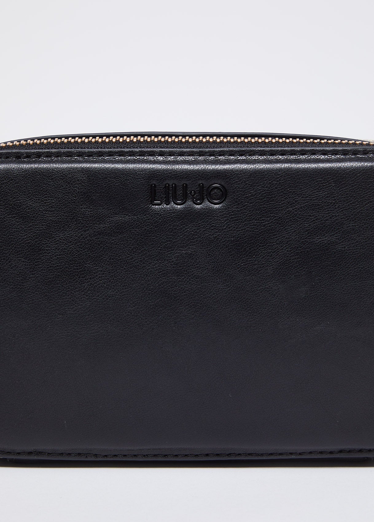 AF4100E001522222T.U.-black