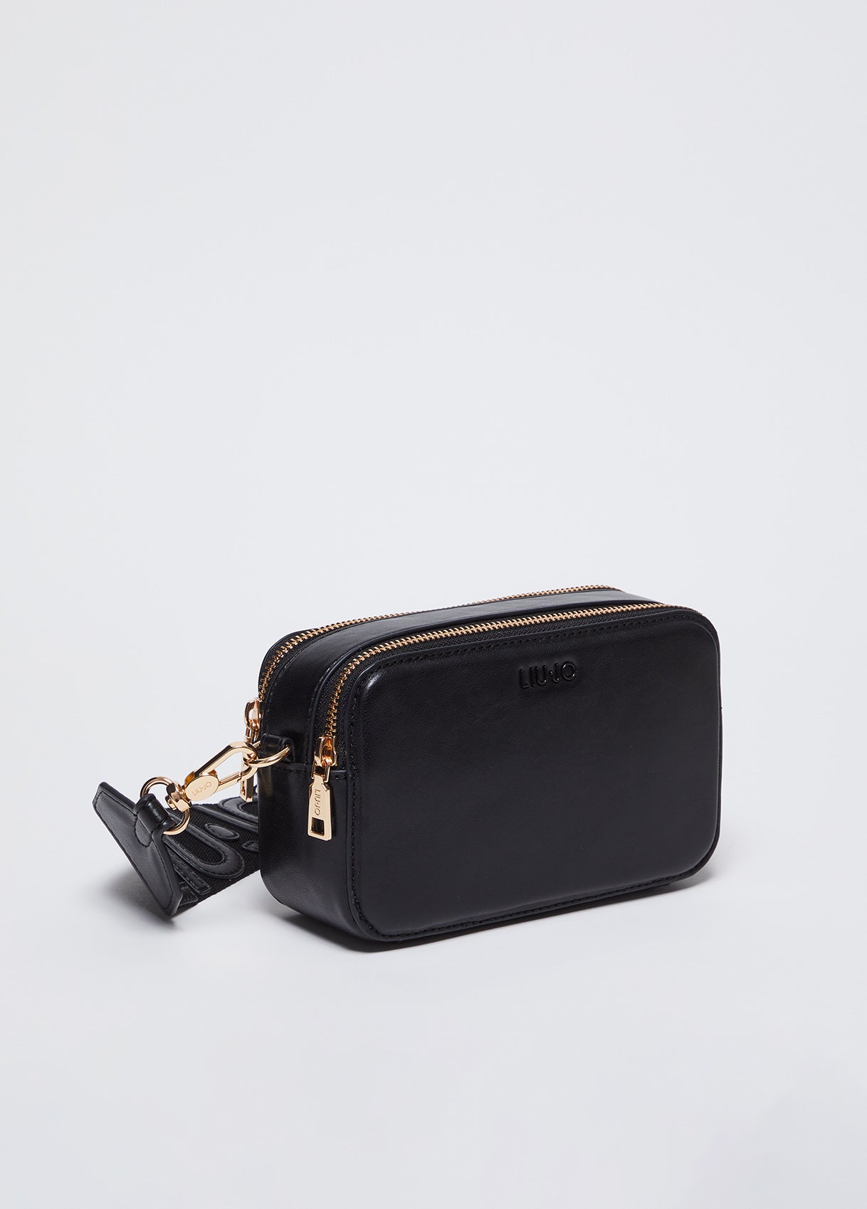 AF4100E001522222T.U.-black