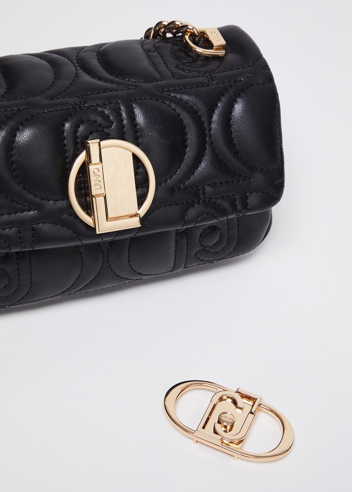 AF4188E044922222T.U.-black