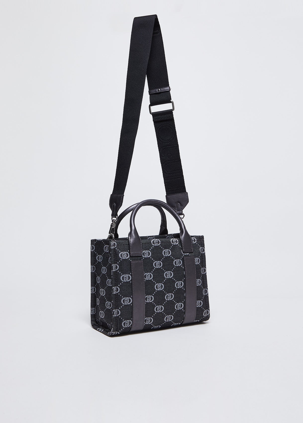 AF4192T919422222T.U.-black