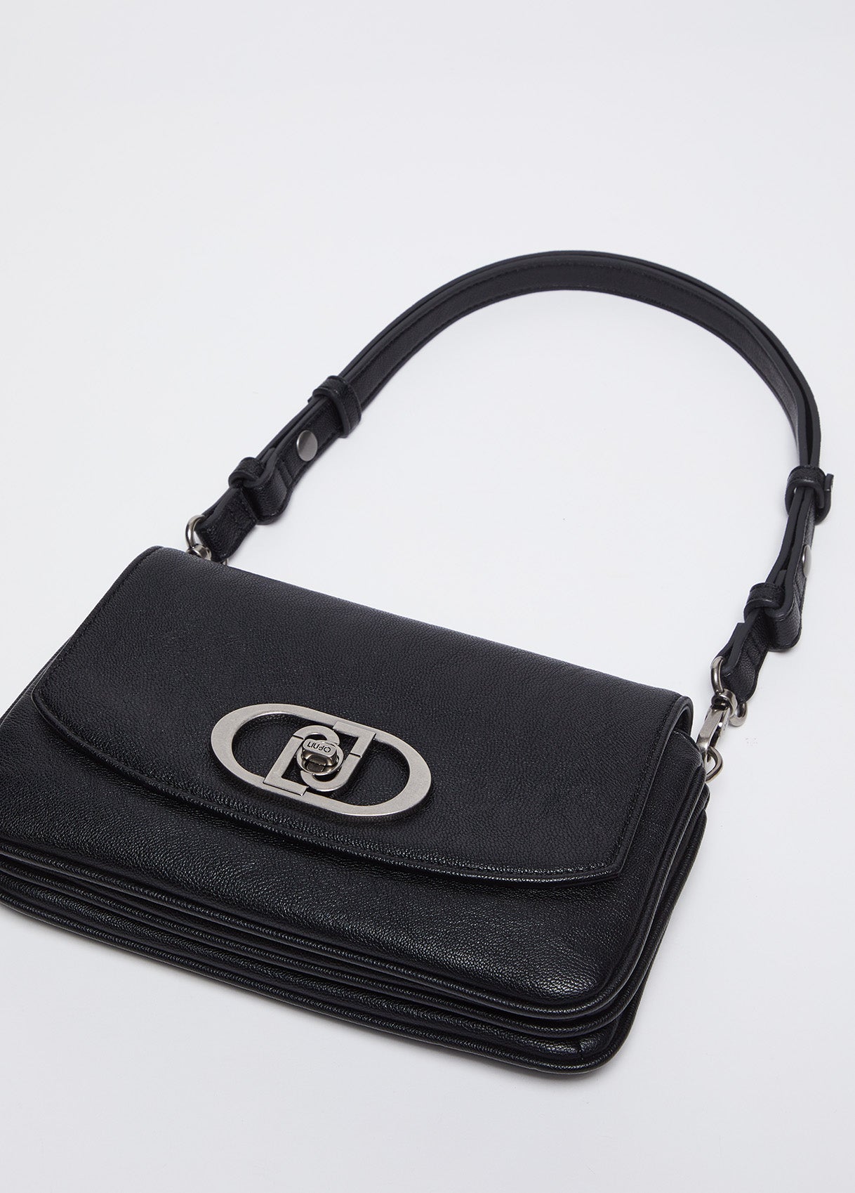 AF4224E009322222T.U.-black