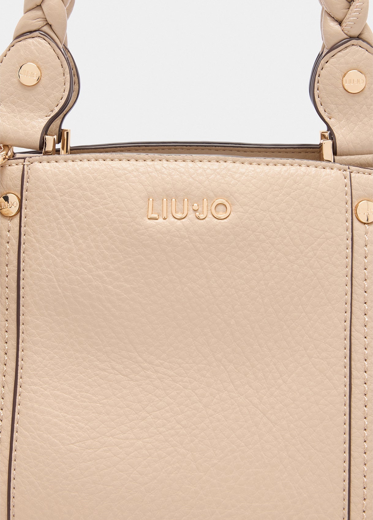 AF5076E002751308T.U.-light beige