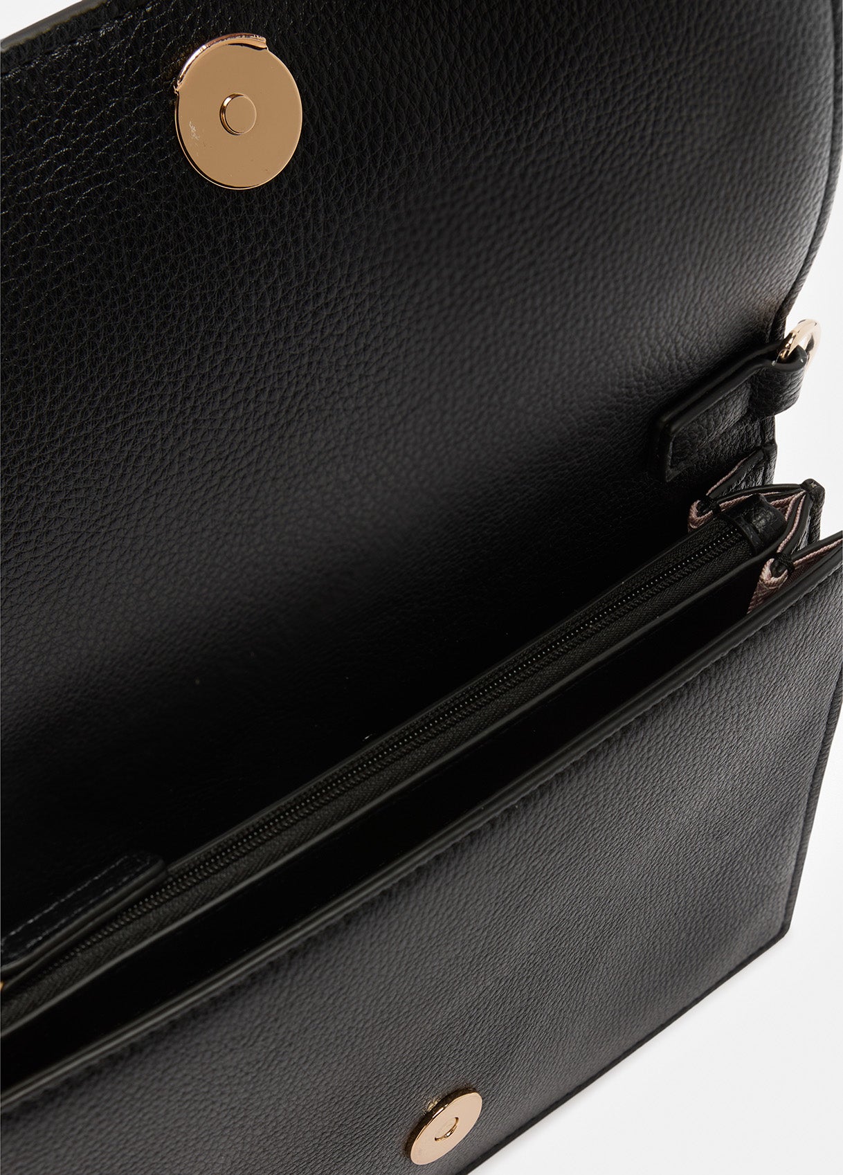 AF5195E005822222T.U.-black