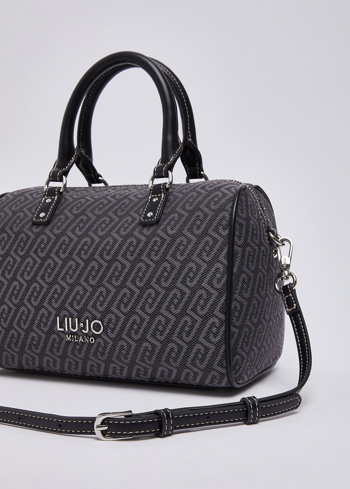 AF6053E106522222T.U.-black