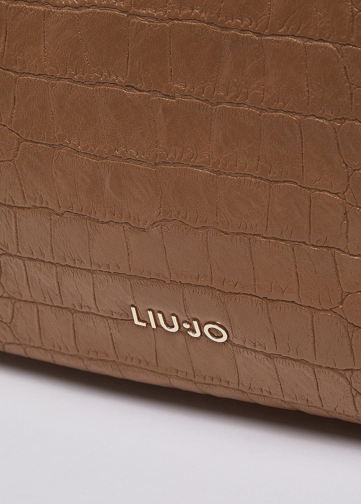 AF6057ES04281140T.U.-light brown
