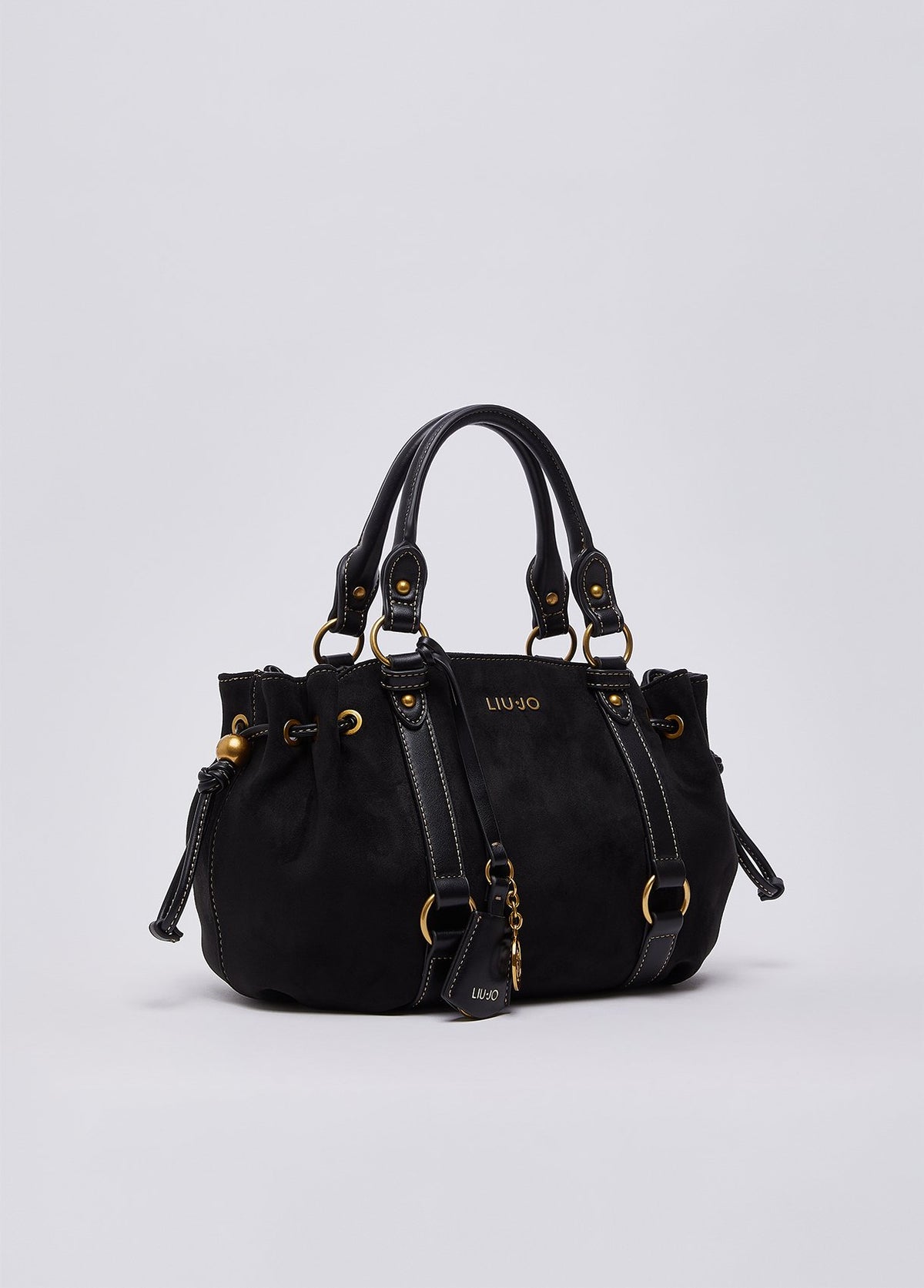 AF6081T711A22222T.U.-black