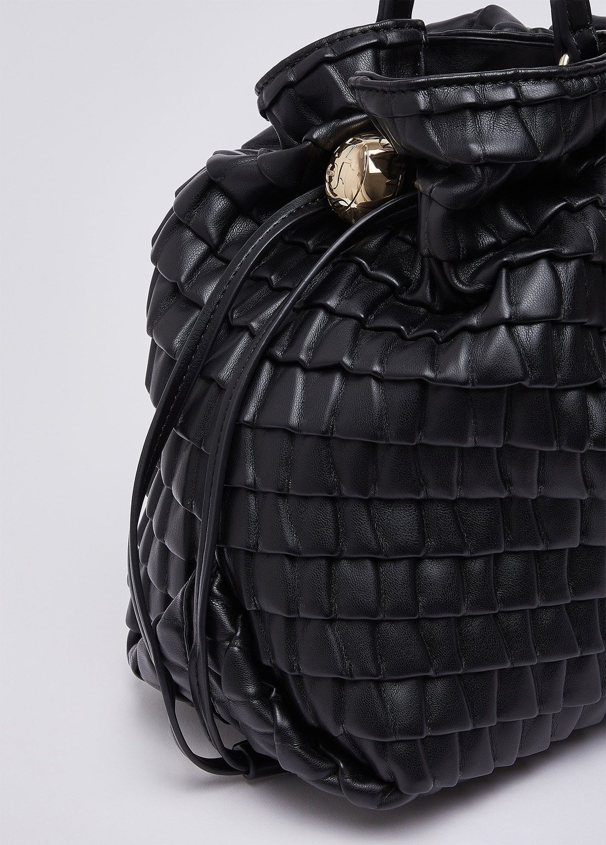 AF6098E116922222T.U.-black