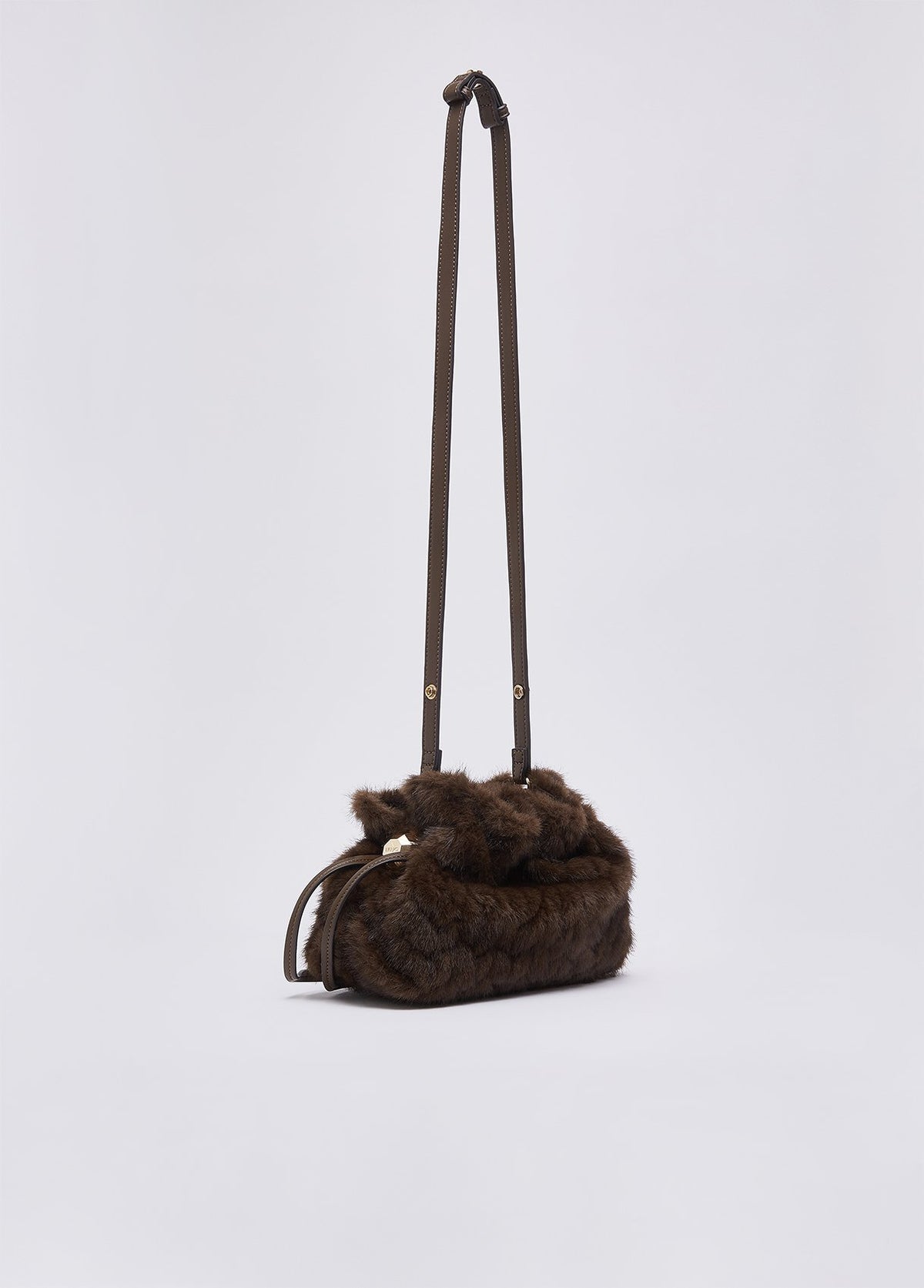 AF6099E116891419T.U.-dark brown