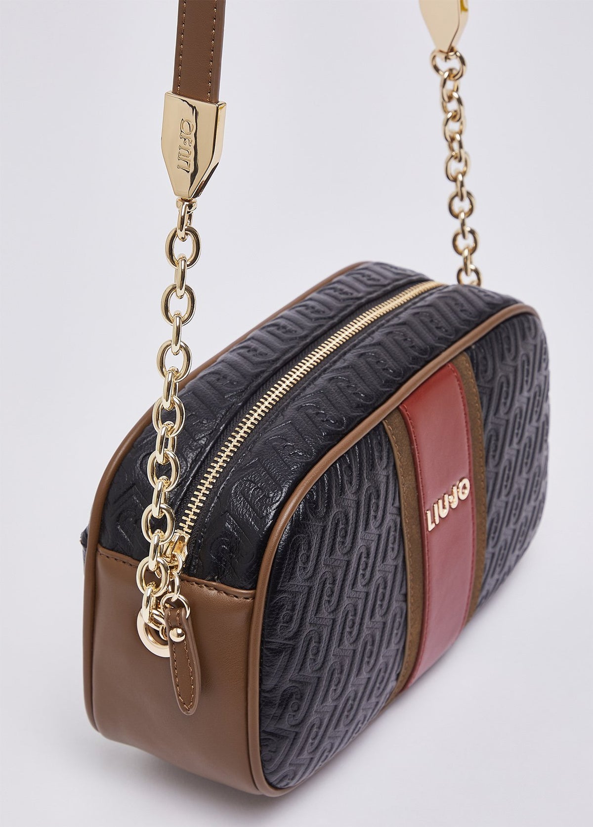 AF6106E114122222T.U.-black