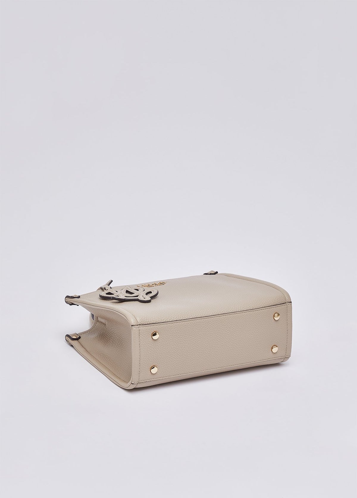 AF6192ES03951308T.U.-white