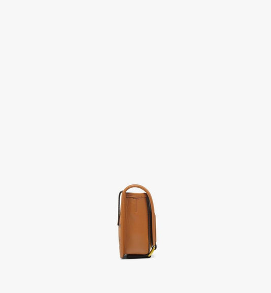 MMMEATA02CO001-Aren Messenger Bag in Visetos|COGNAC