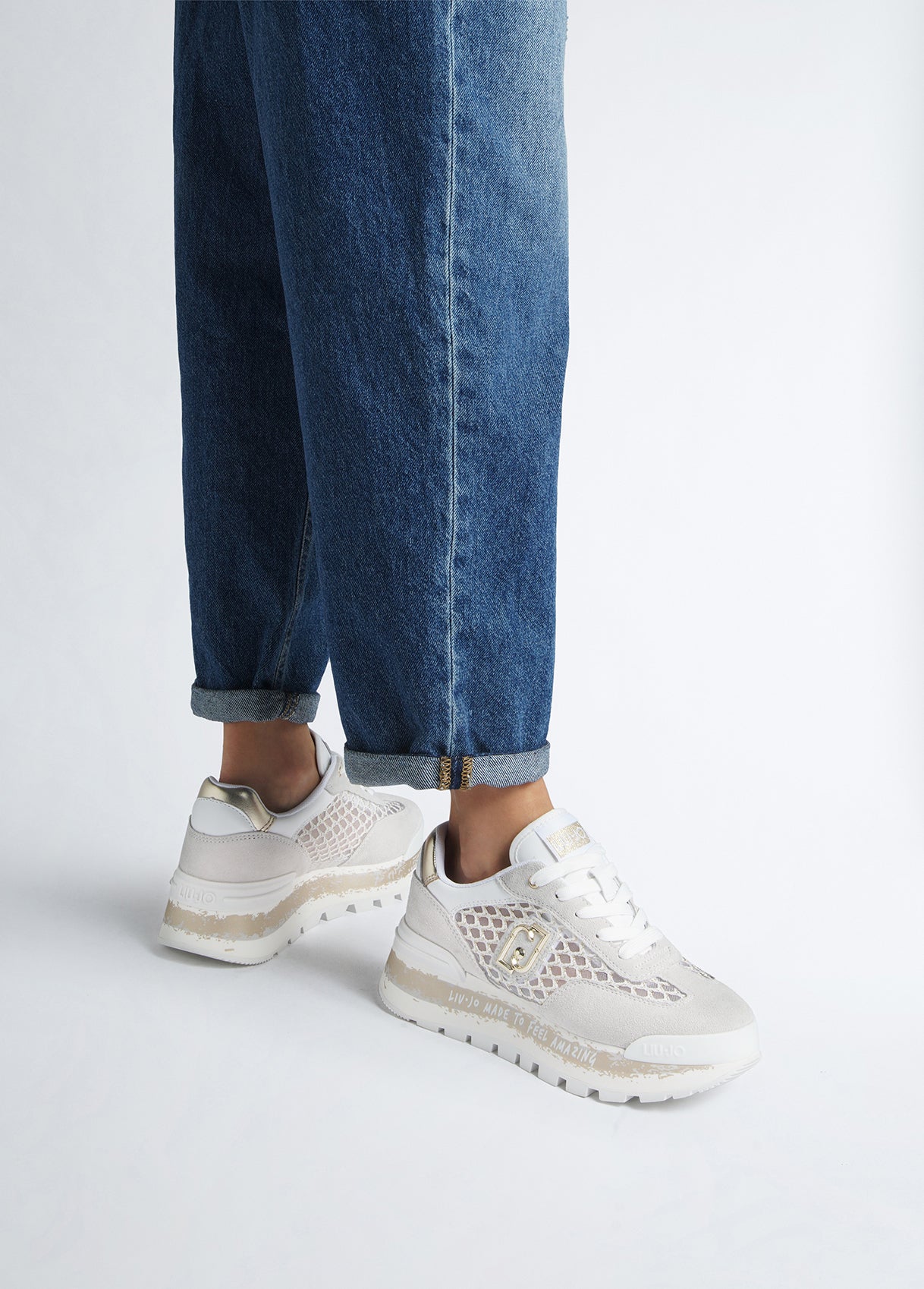 BA4001PX303S105235-white