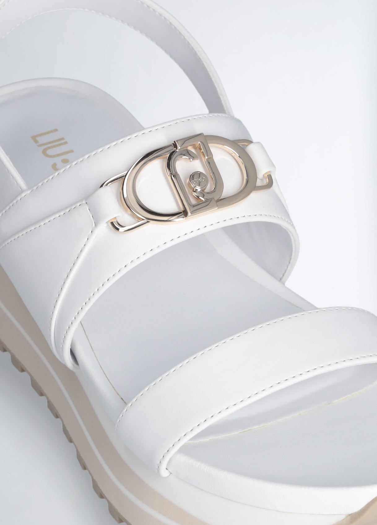 BA5081P01020111141-white